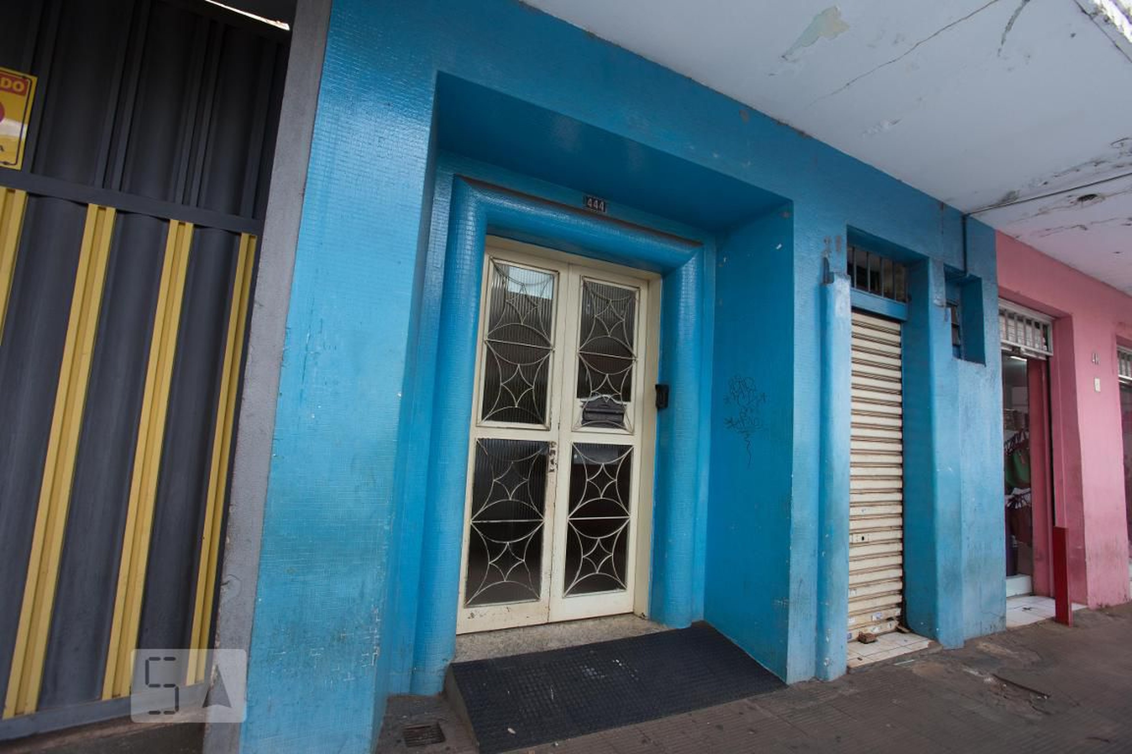 Fachada Condomínio em Rua Duque de Caxias, 444