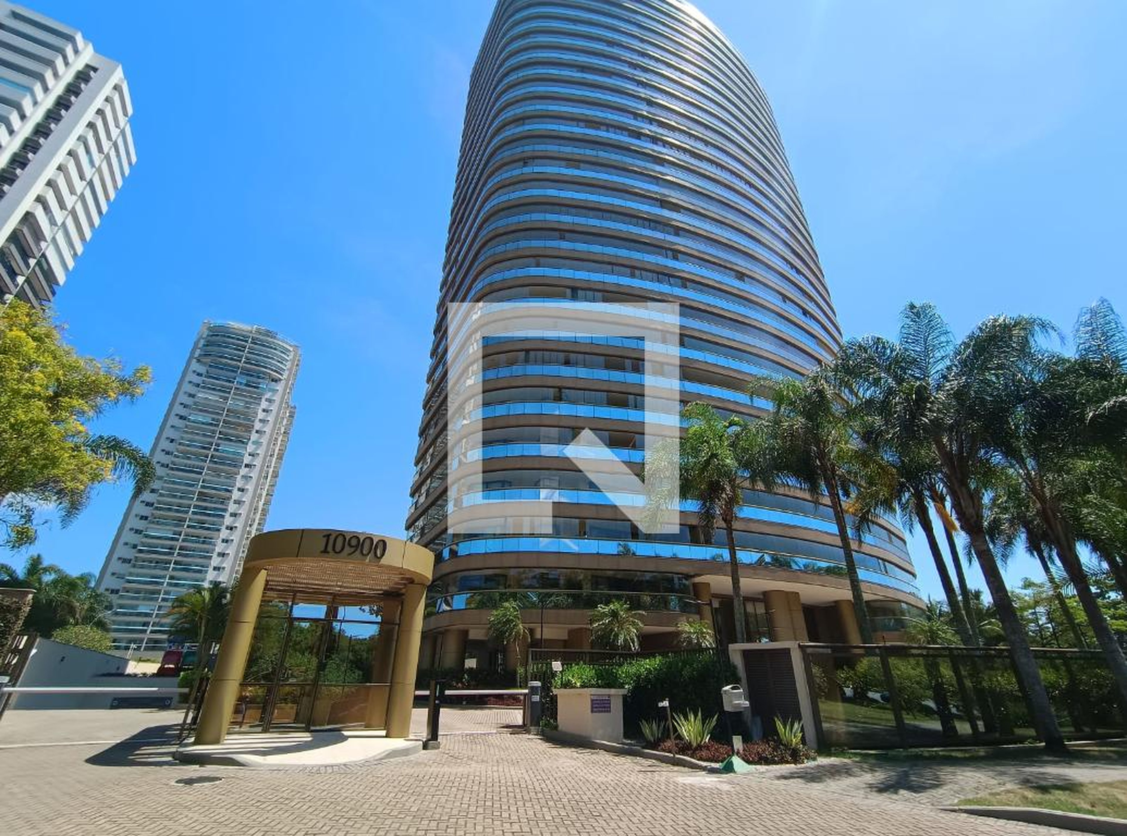 Fachada do Condomínio Condomínio Itaúna Gold