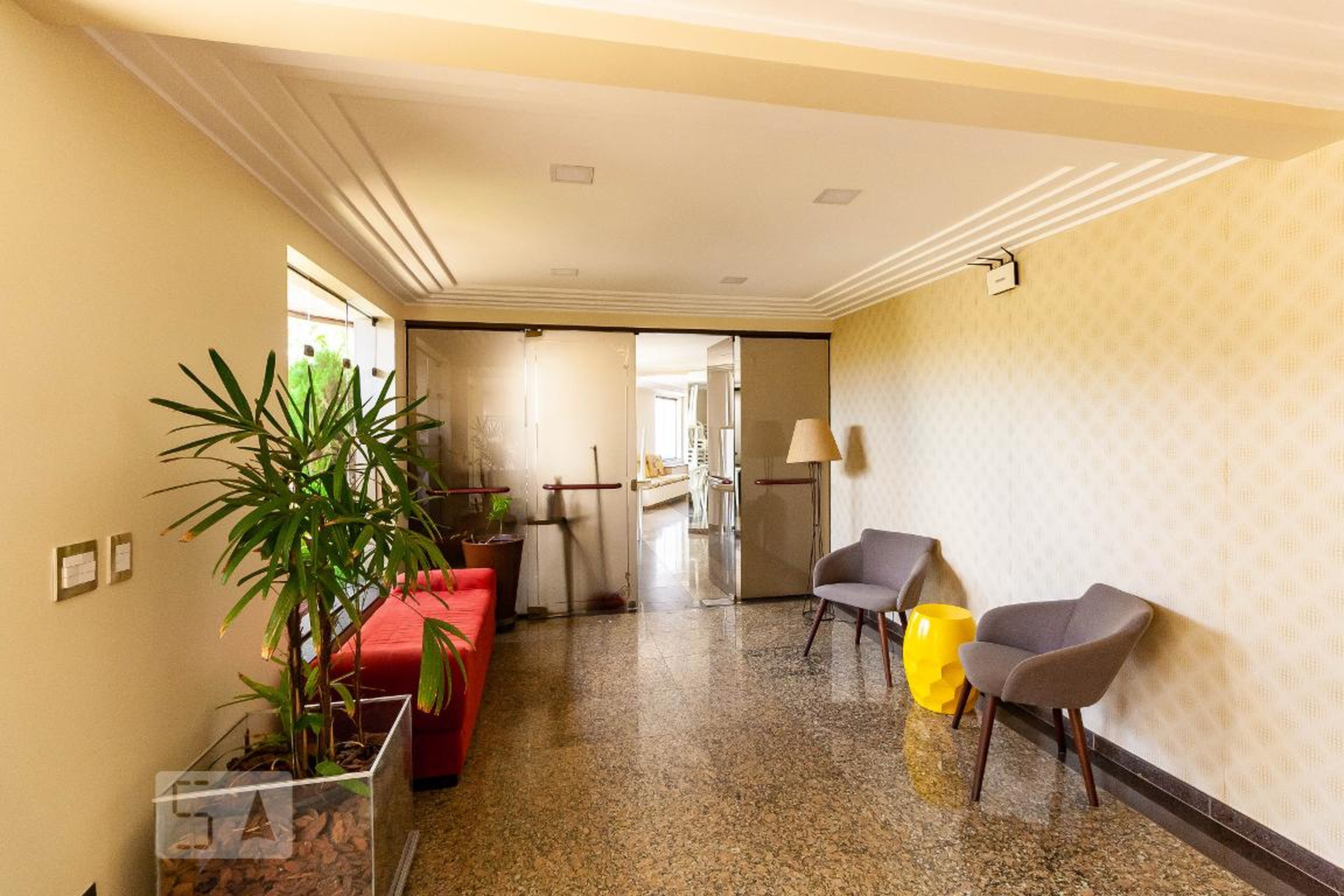 Hall de Entrada - Chamds Elysees