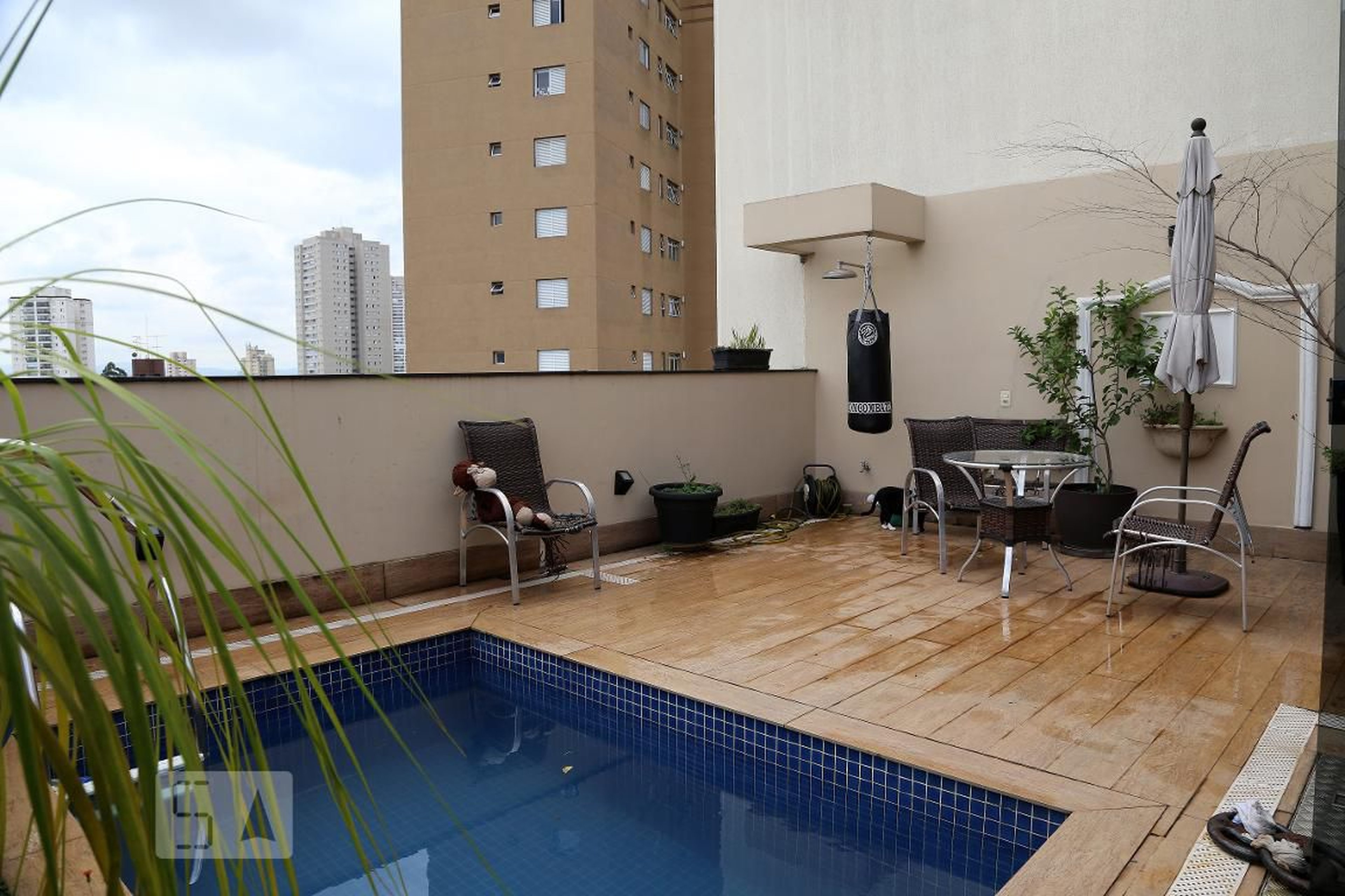 Piscina - Edifício Monticelli