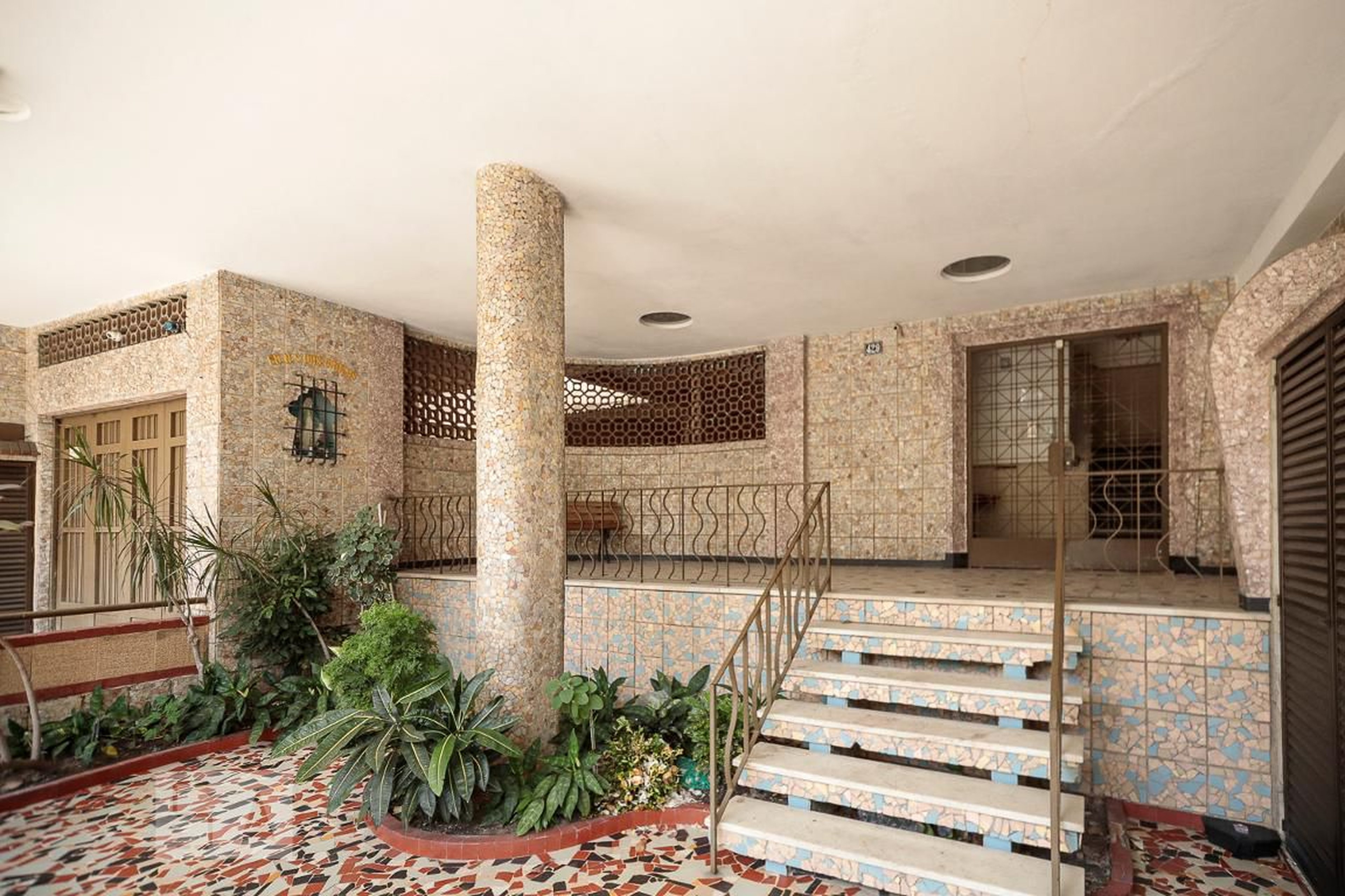 Entrada - Nossa Senhora das Graças