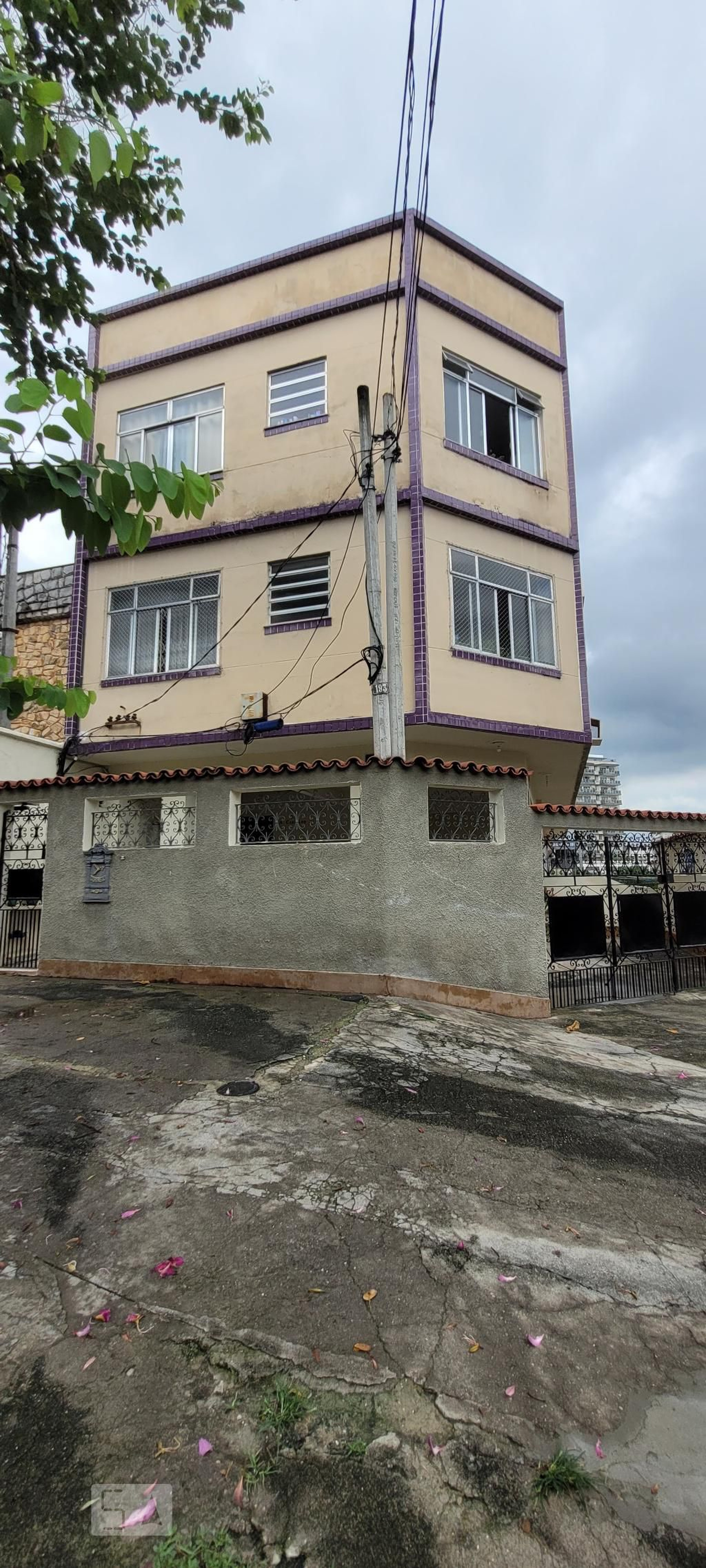 Fachada Condomínio em Rua São João Gualberto, 193
