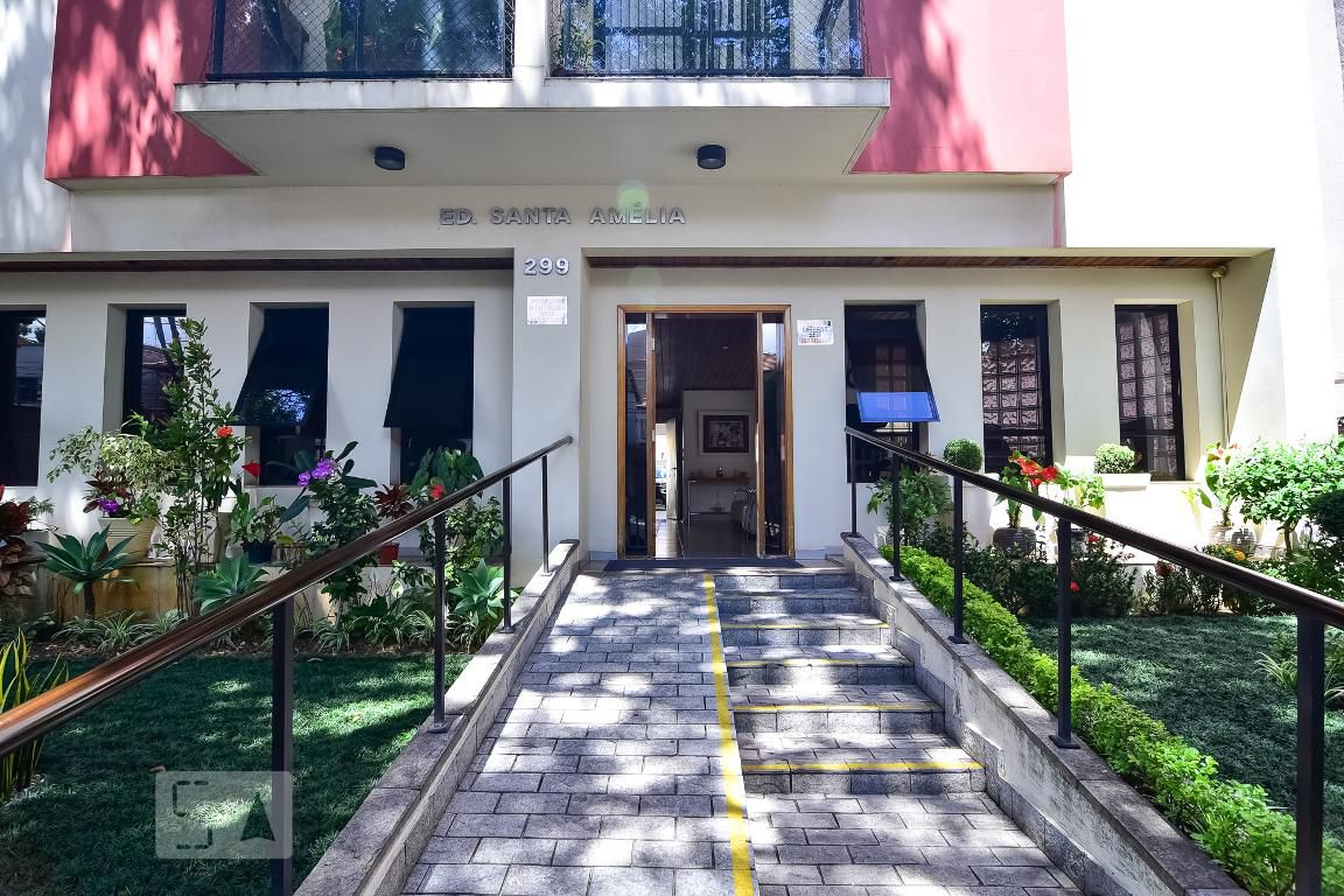 Fachada Condomínio Santa Amelia