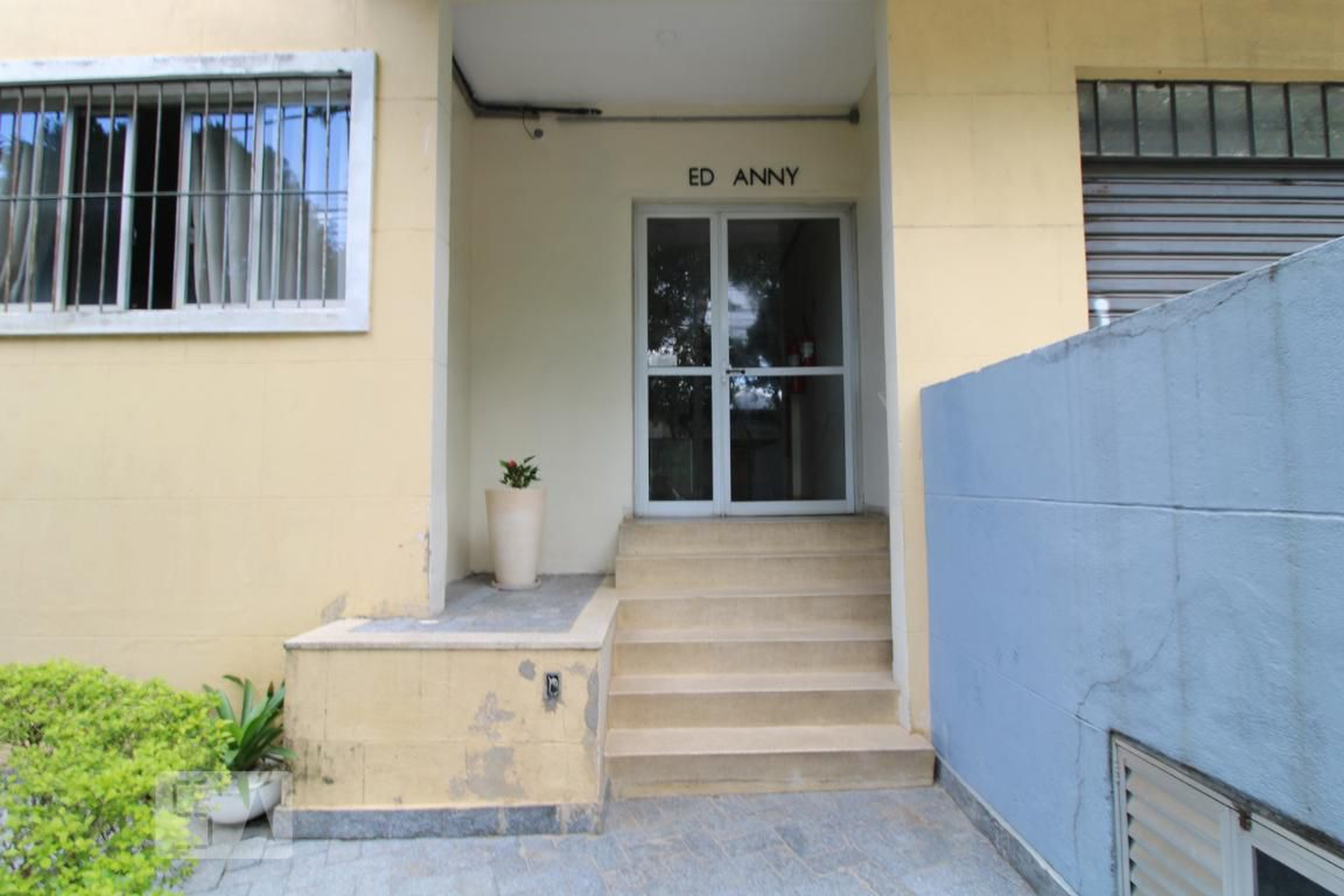 Entrada - Edifício Anny