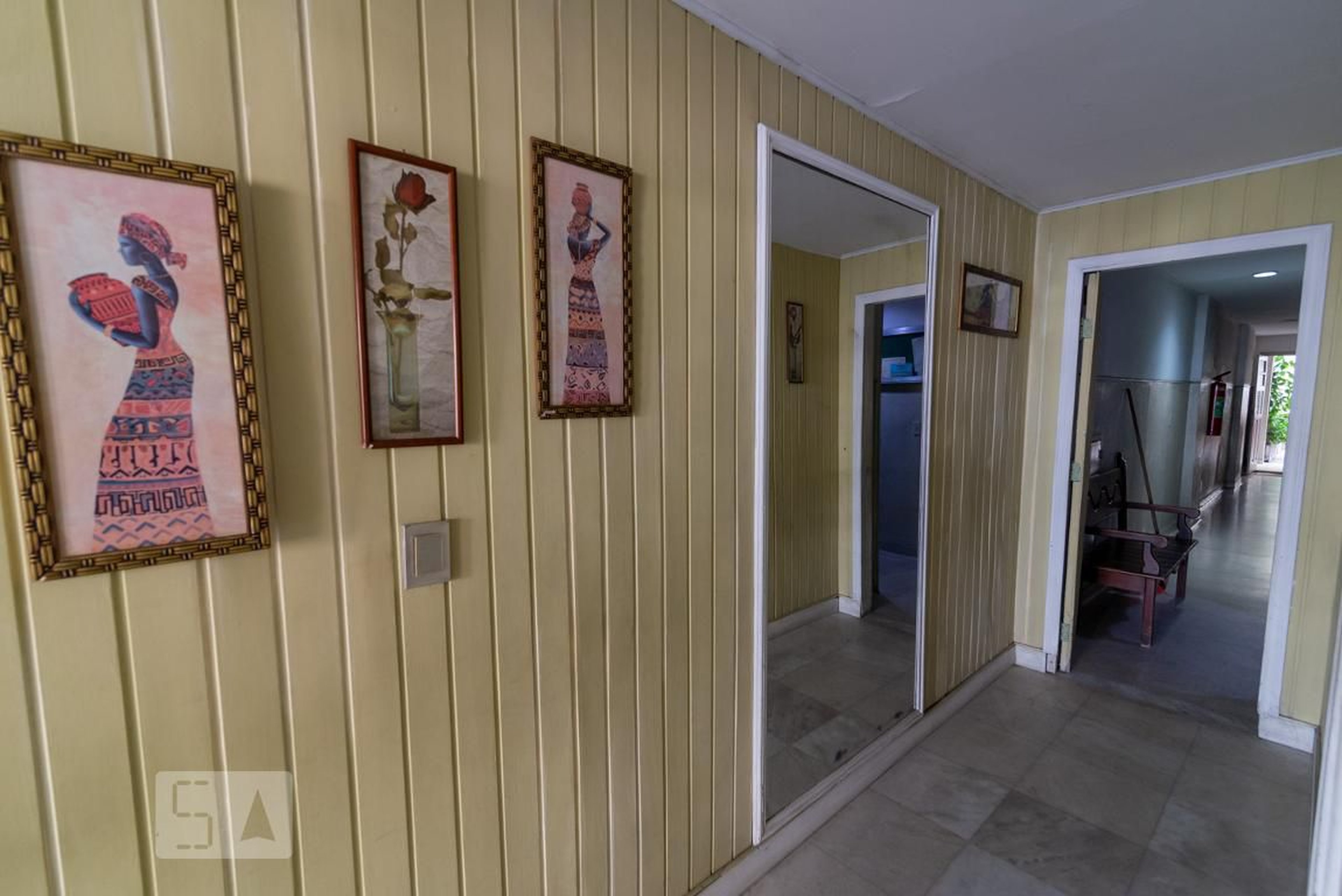 Hall - Edifício Henrique III