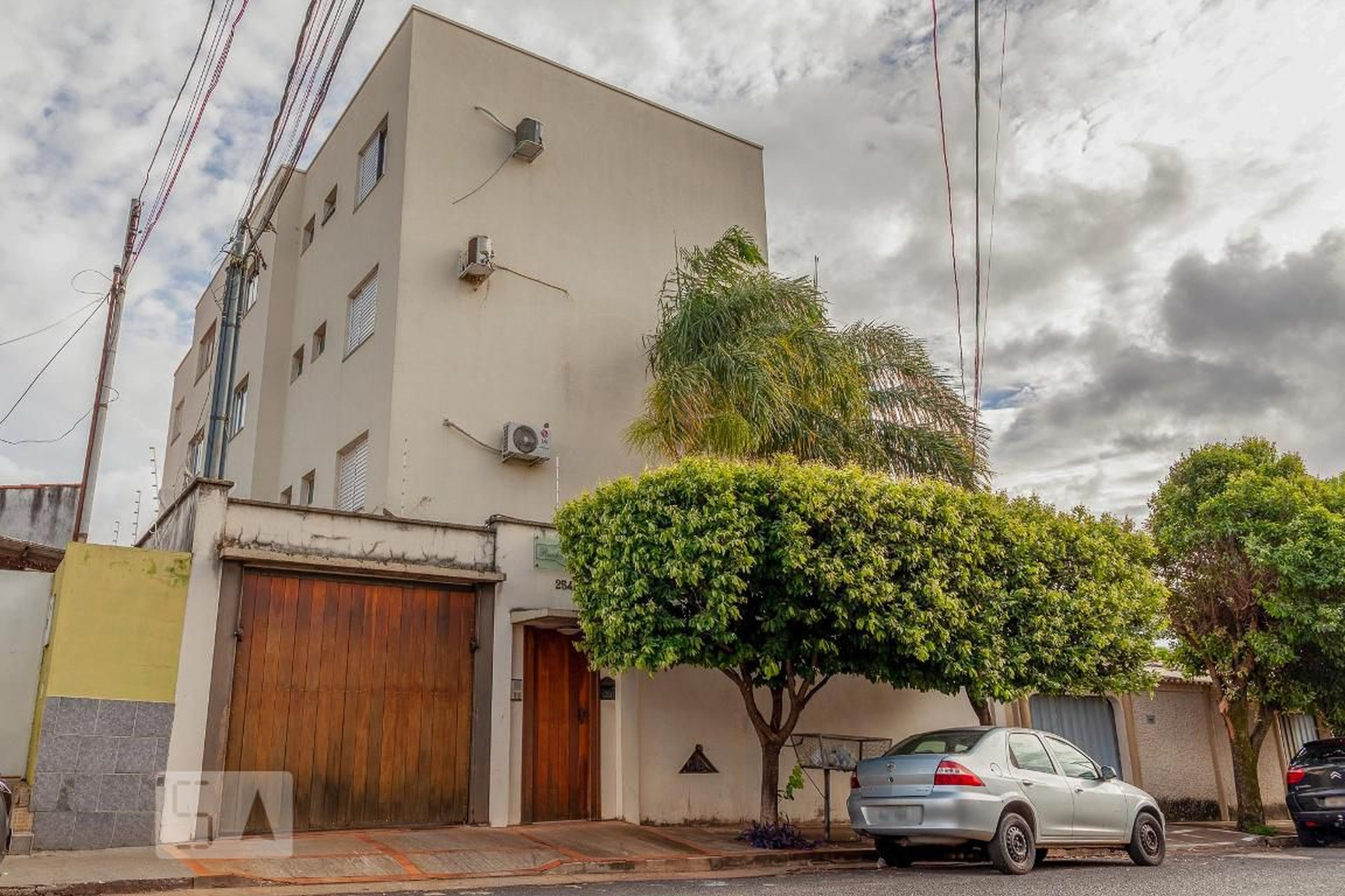 Fachada Condomínio em Avenida Estrela do Sul, 54