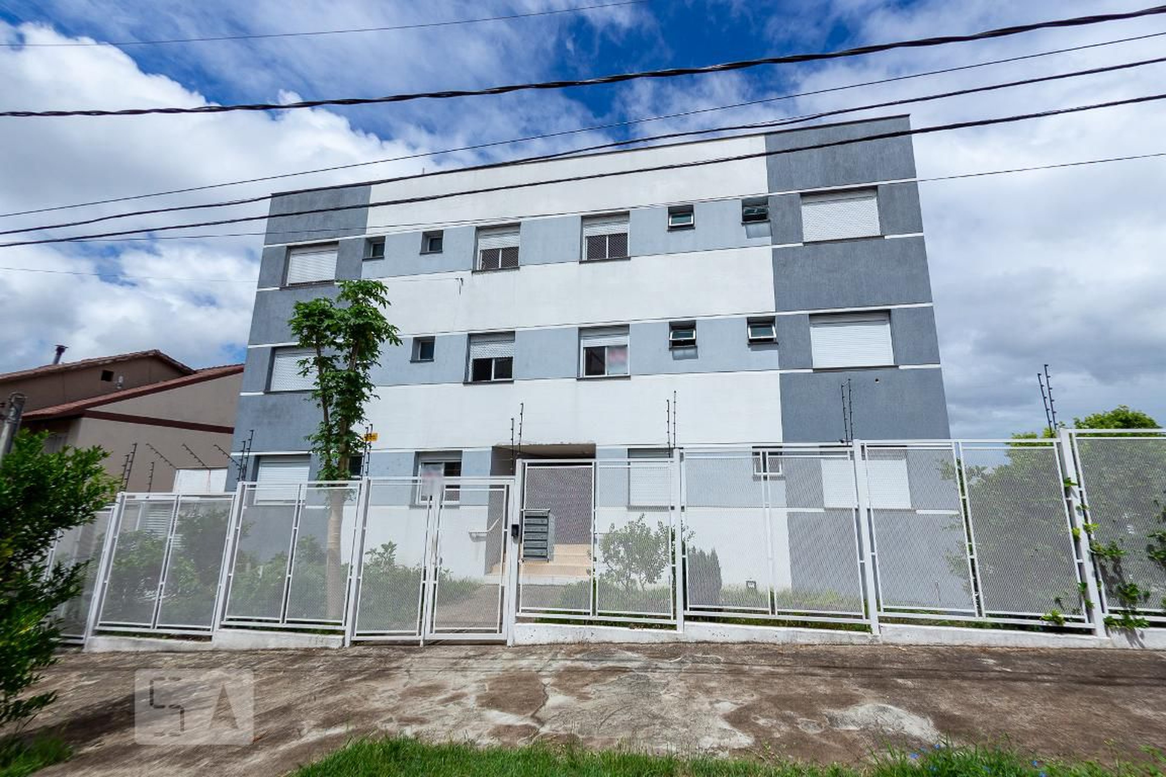 Fachada do Prédio Condomínio em Rua Cuiabá, 113