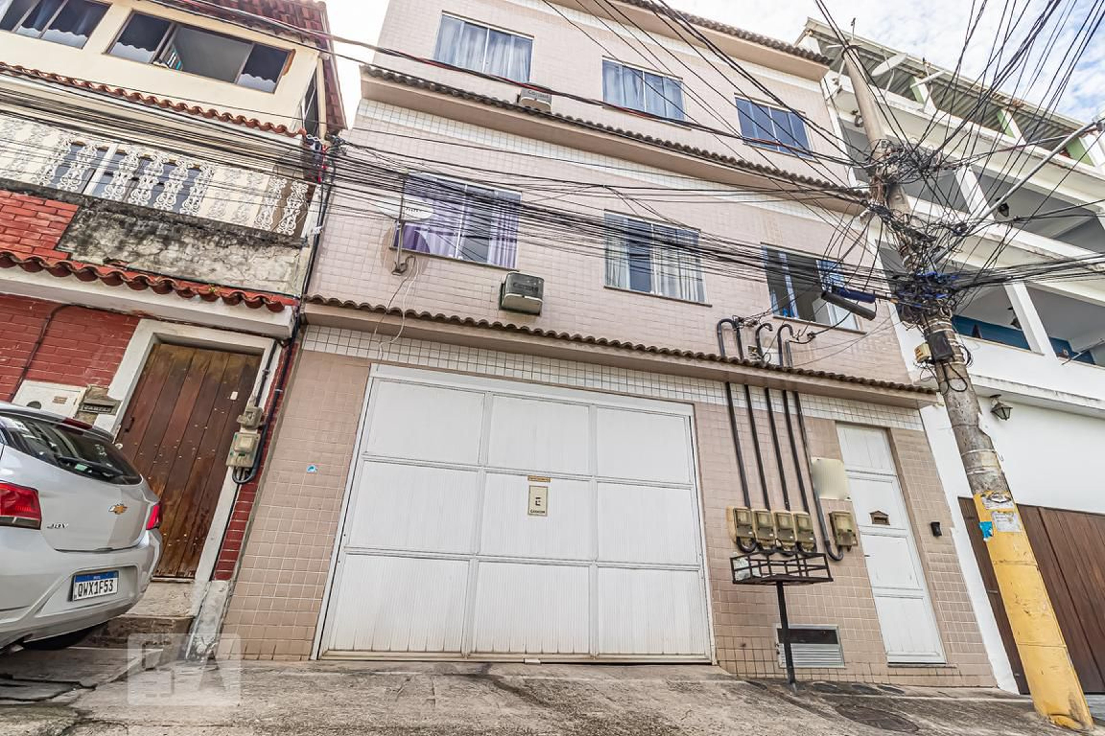 Fachada Condomínio em Estrada do Capenha, 122