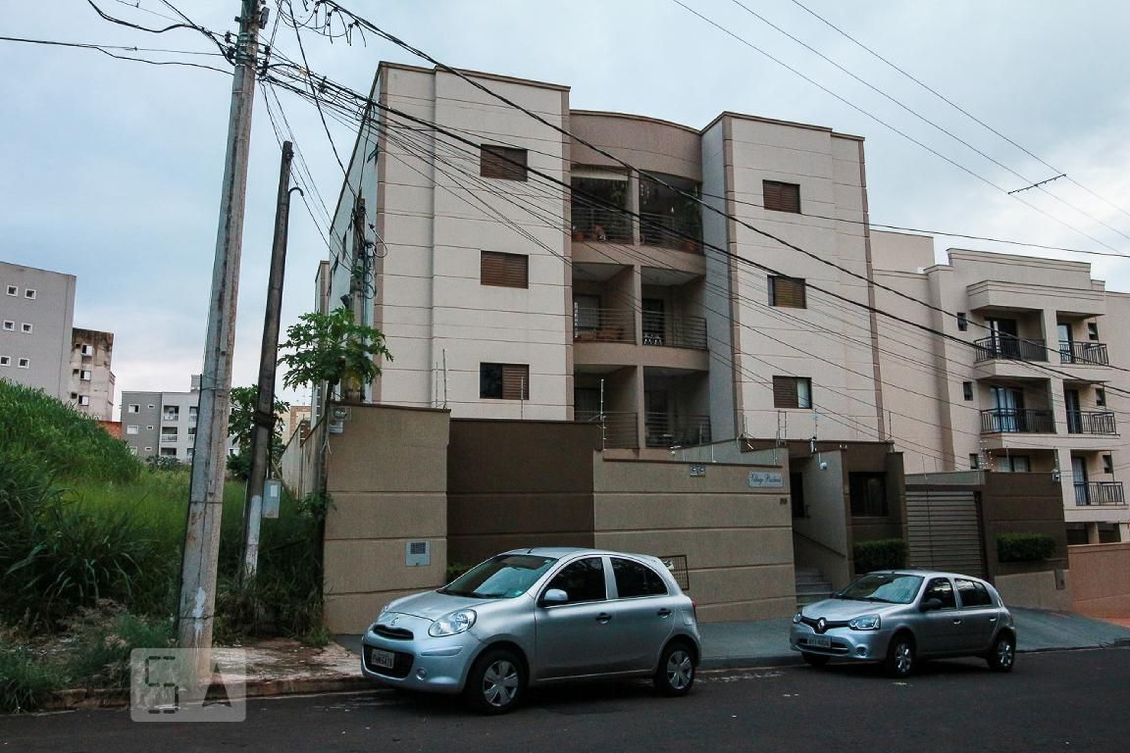 Fachada Condomínio Village Paschoal