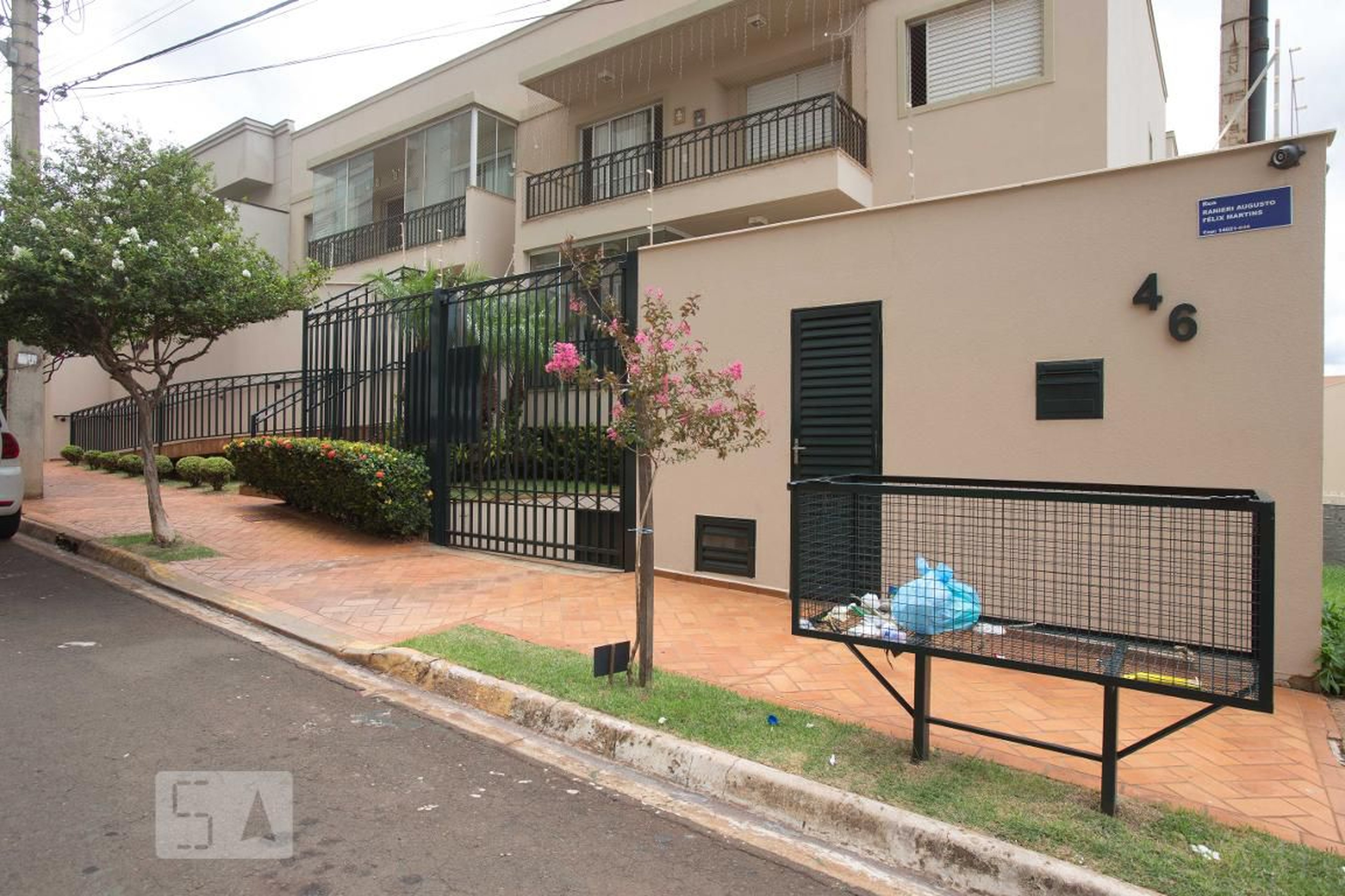 Fachada Edificio Cabo Frio