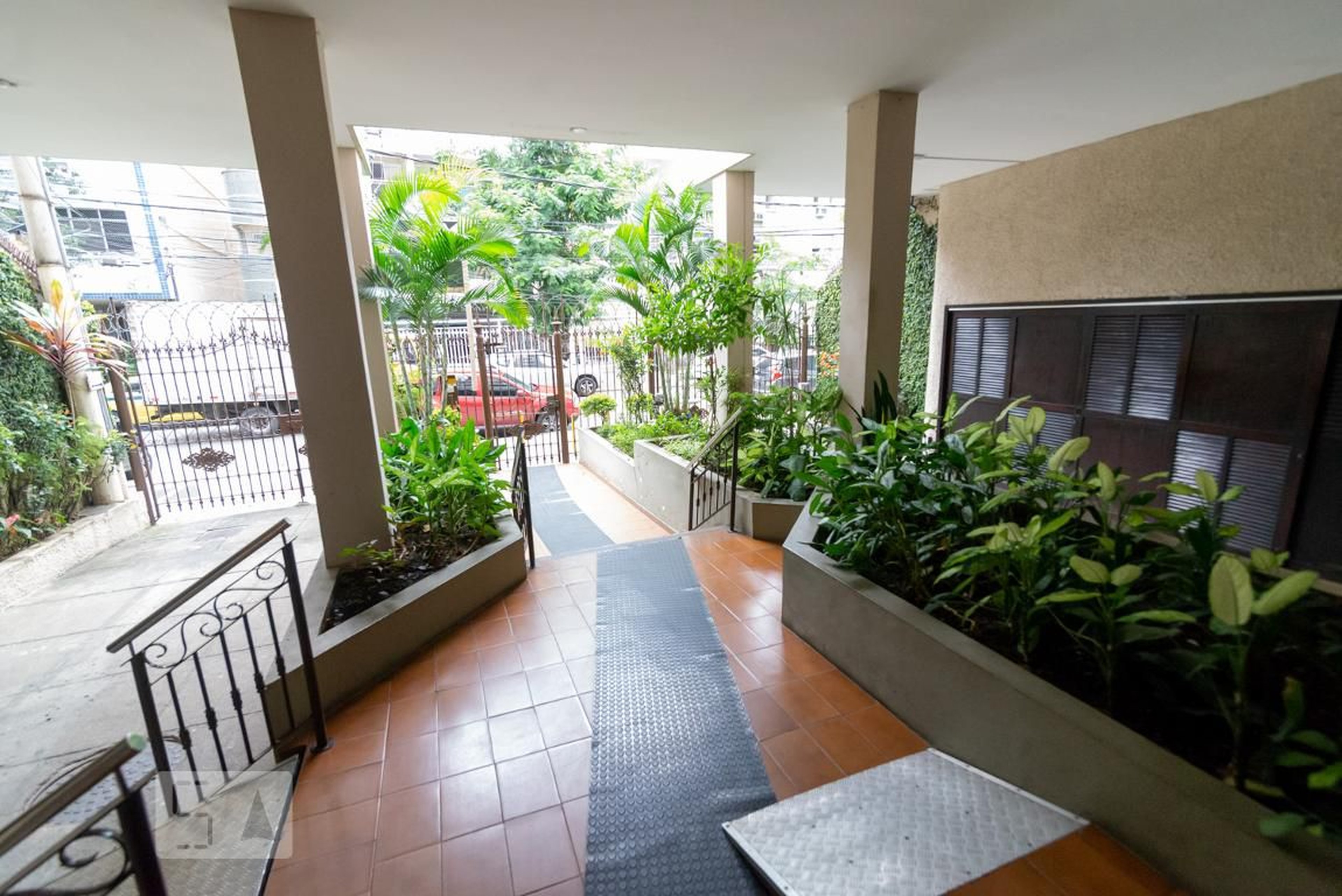 Hall de Entrada - Montes Claros