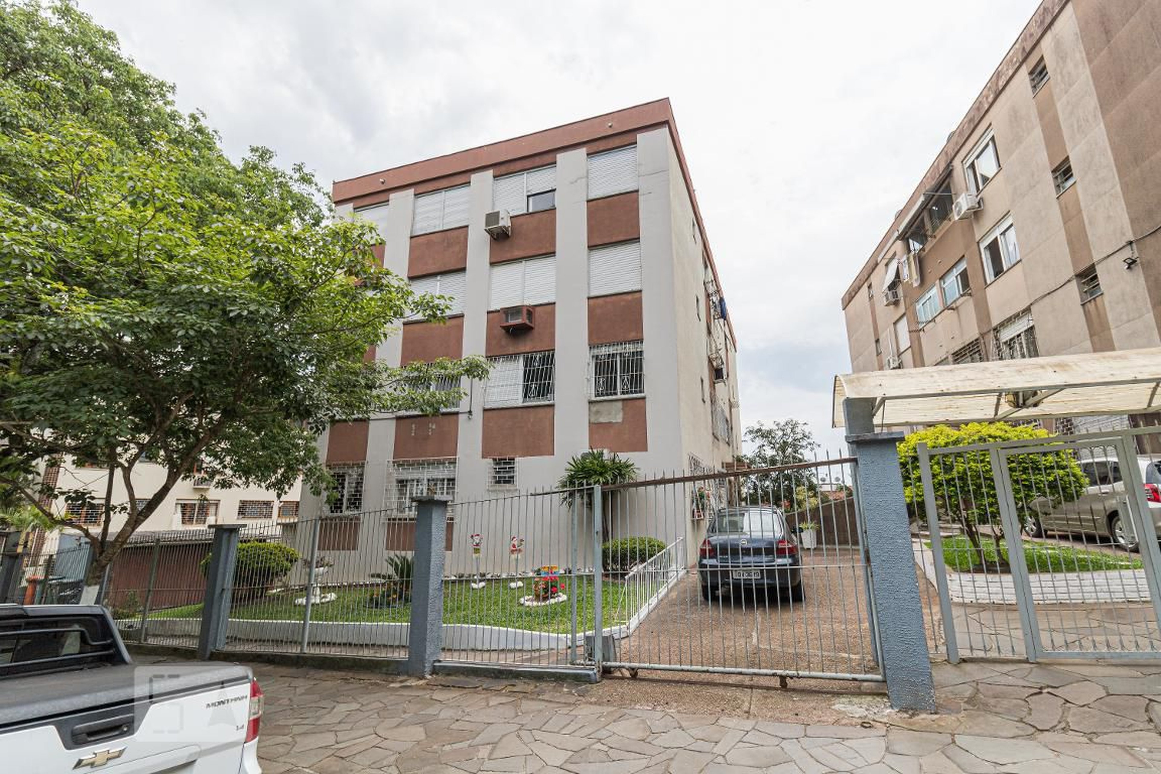 Fachada do Prédio Condomínio Jardim Conde de Irajá