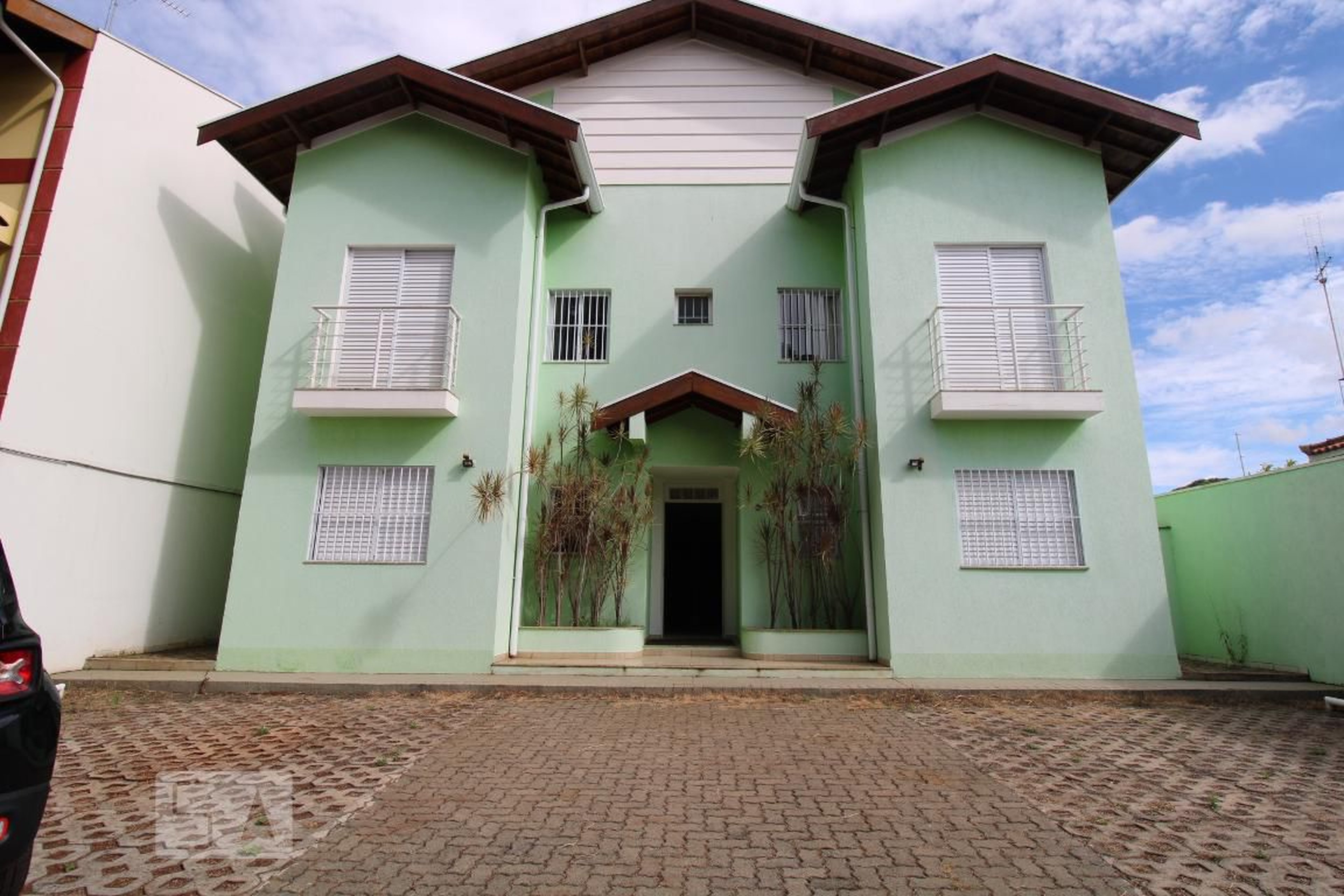 Fachada Condomínio em Avenida Professor Atílio Martini, 800