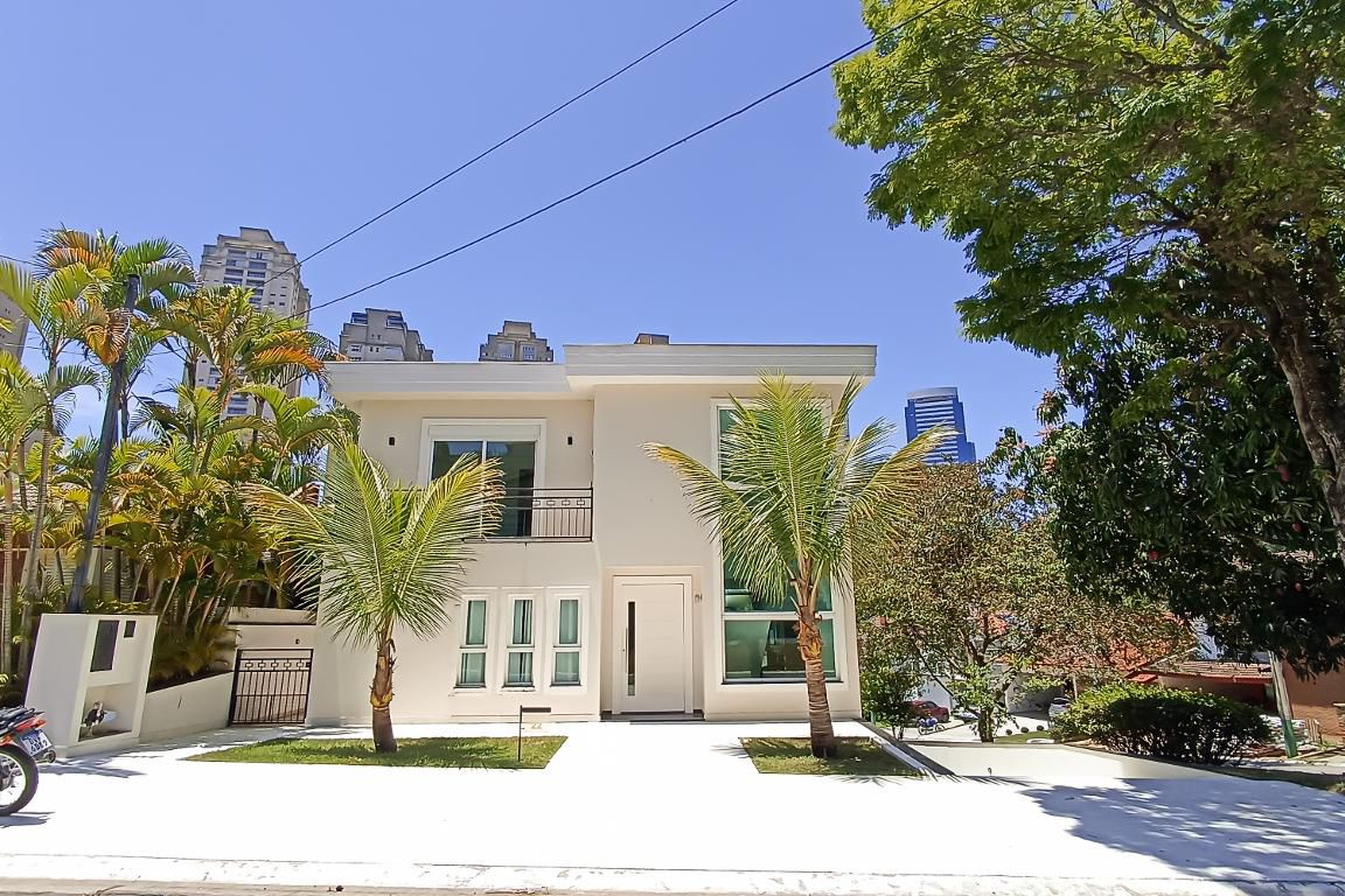 Fachada Condomínio em Alameda Caiçara, 22