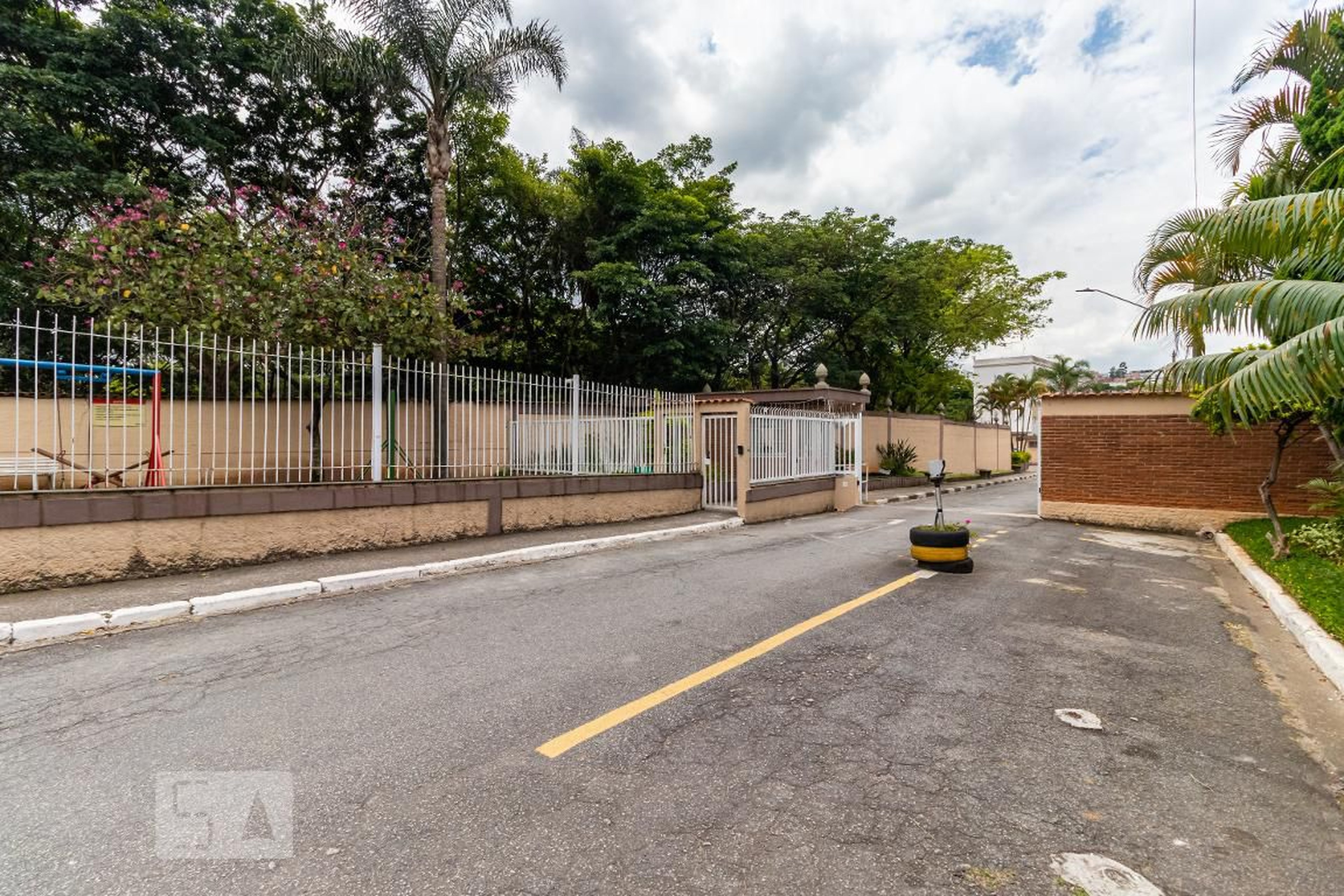 Fachada do Condomínio Residencial Icaray I