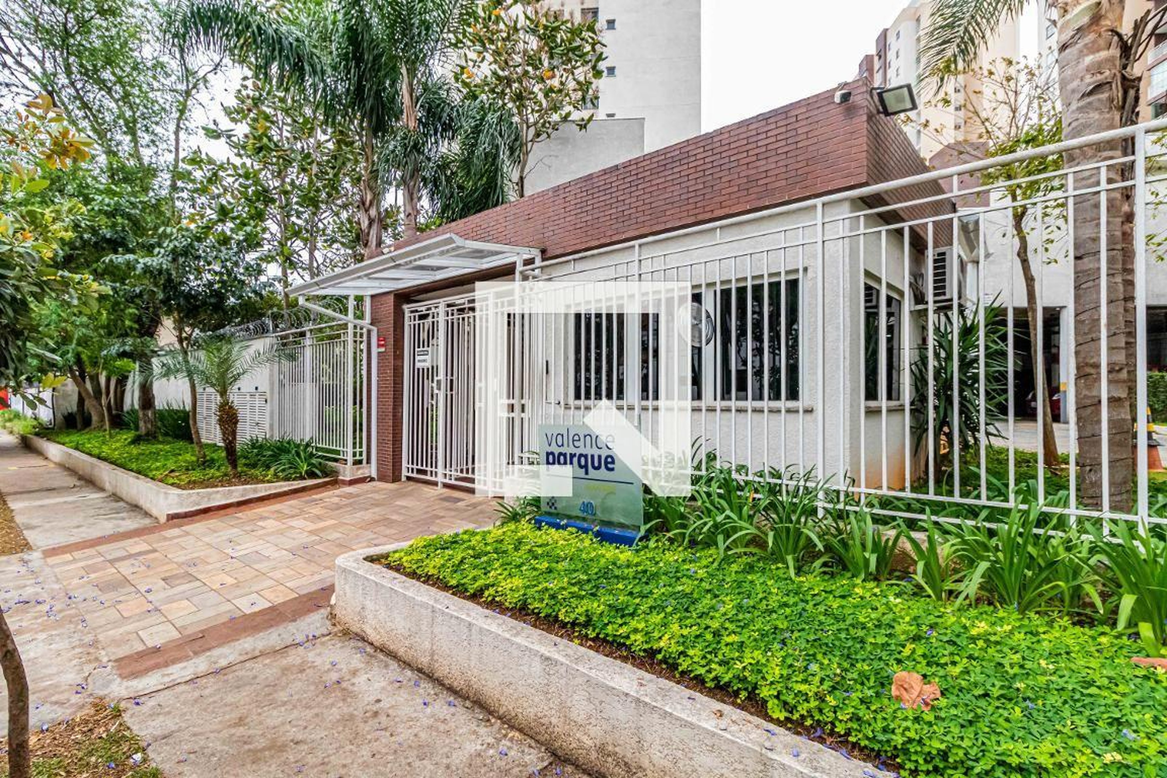 Fachada Condomínio Valence Parque