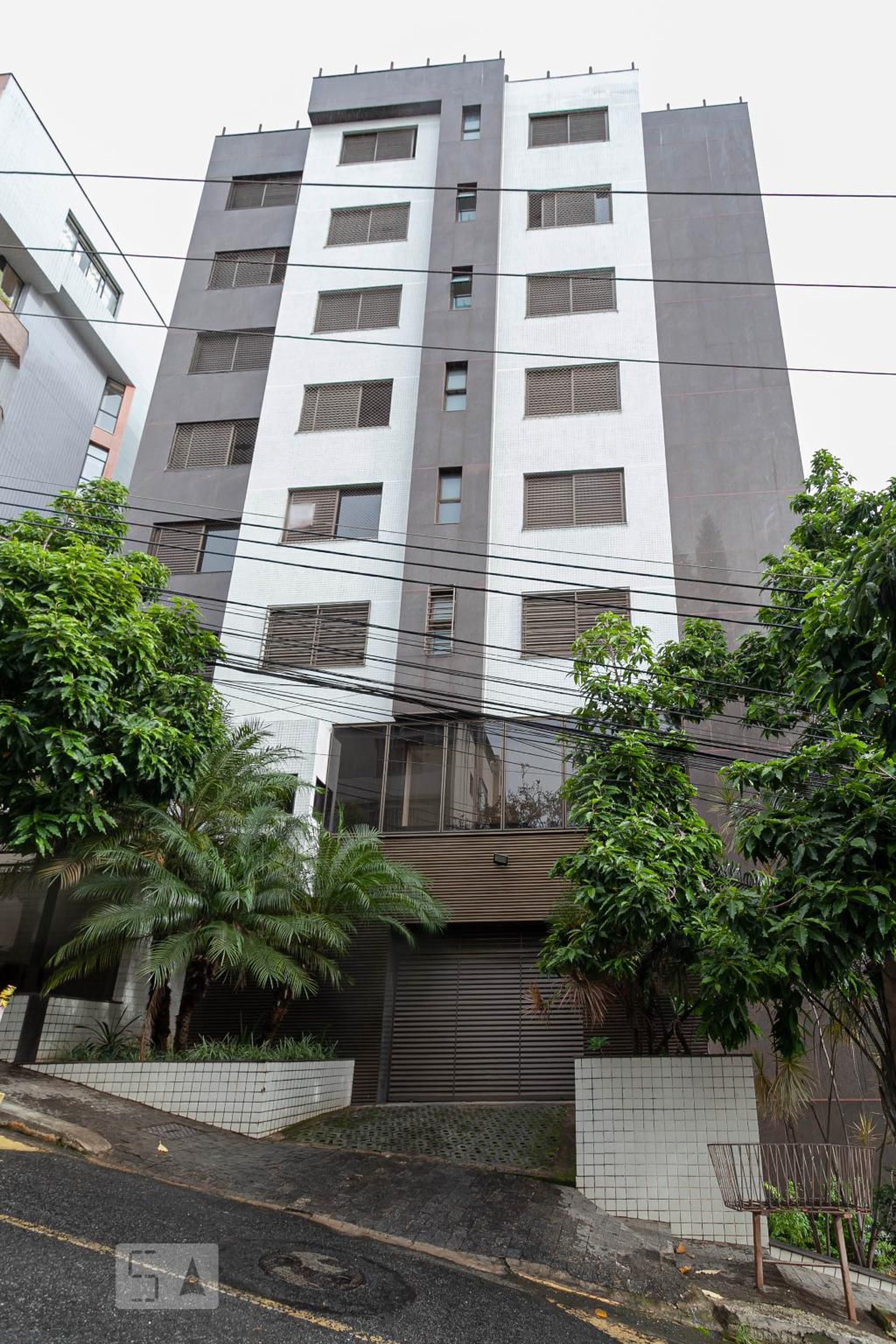 Fachada do prédio Condomínio em Rua Muzambinho, 284