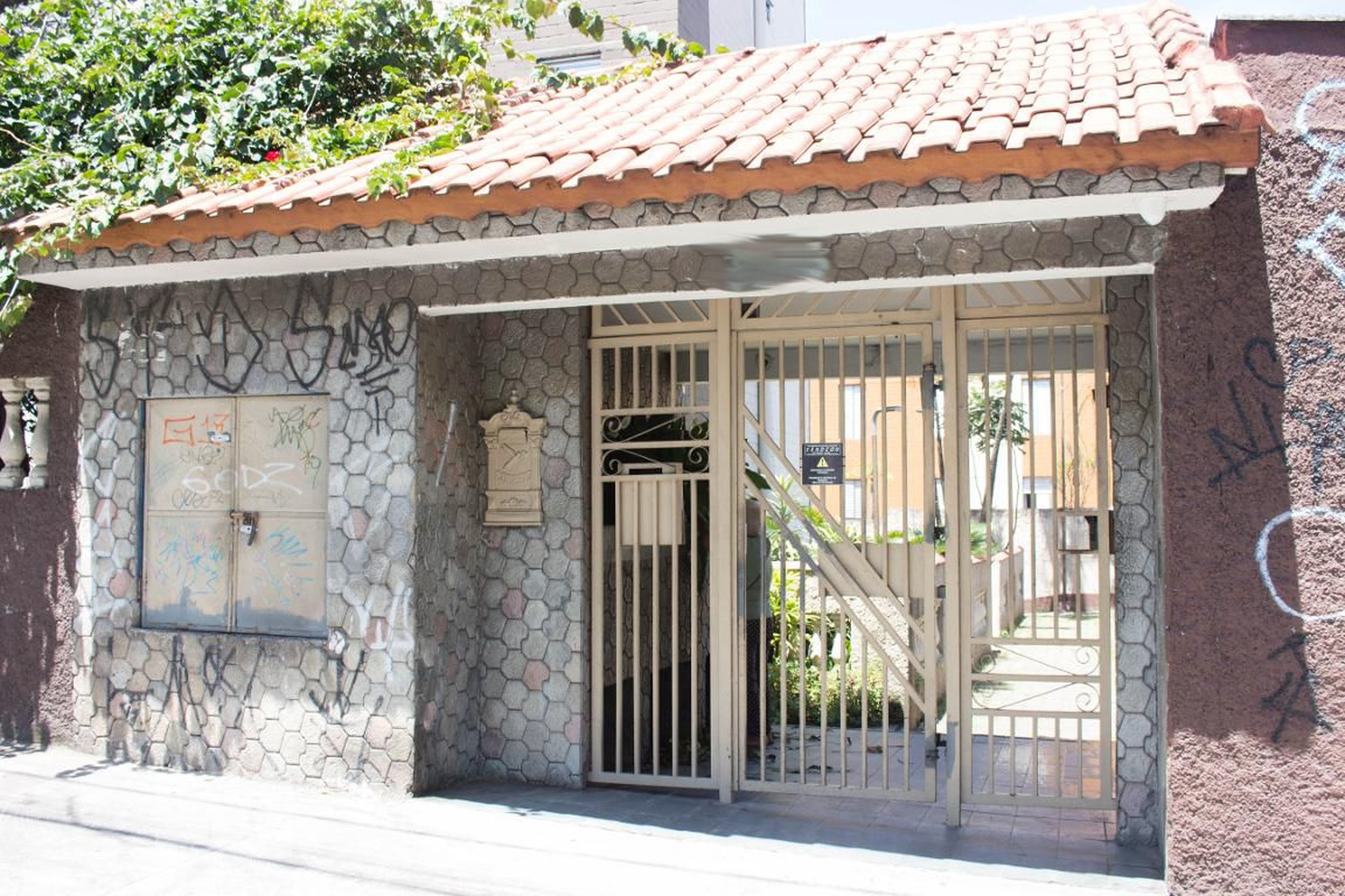 Fachada do Prédio Condomínio ED. Coqueiro V