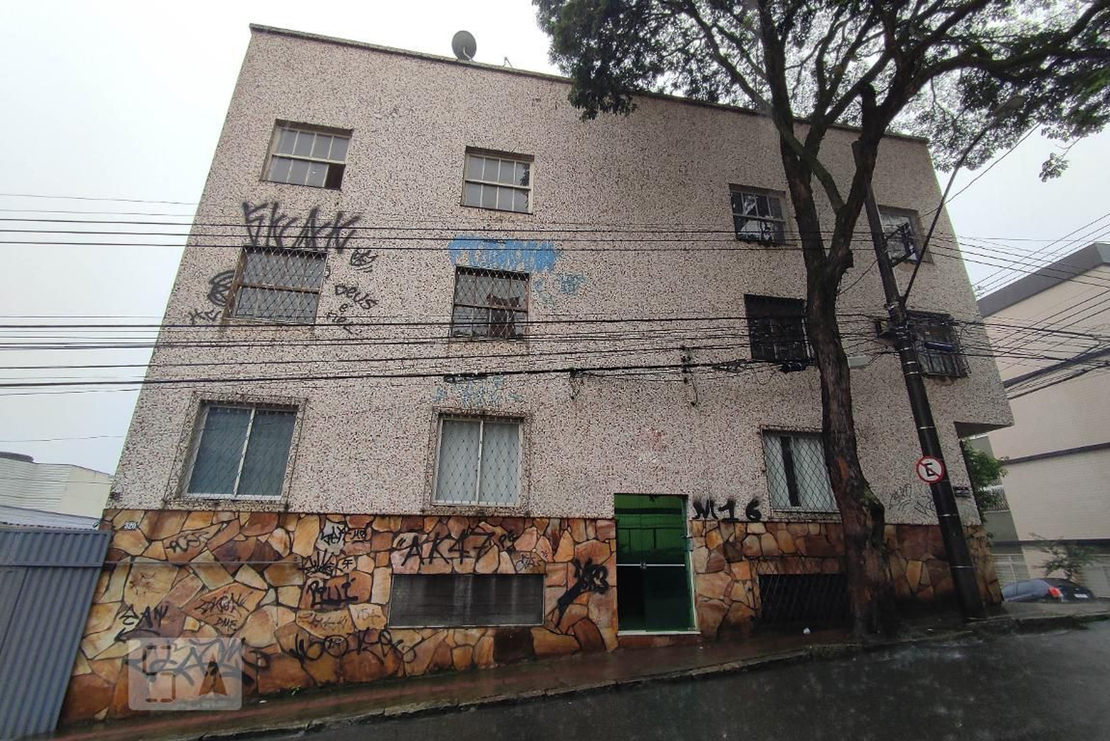 Fachada Condomínio em Rua Campos Elíseos, 500