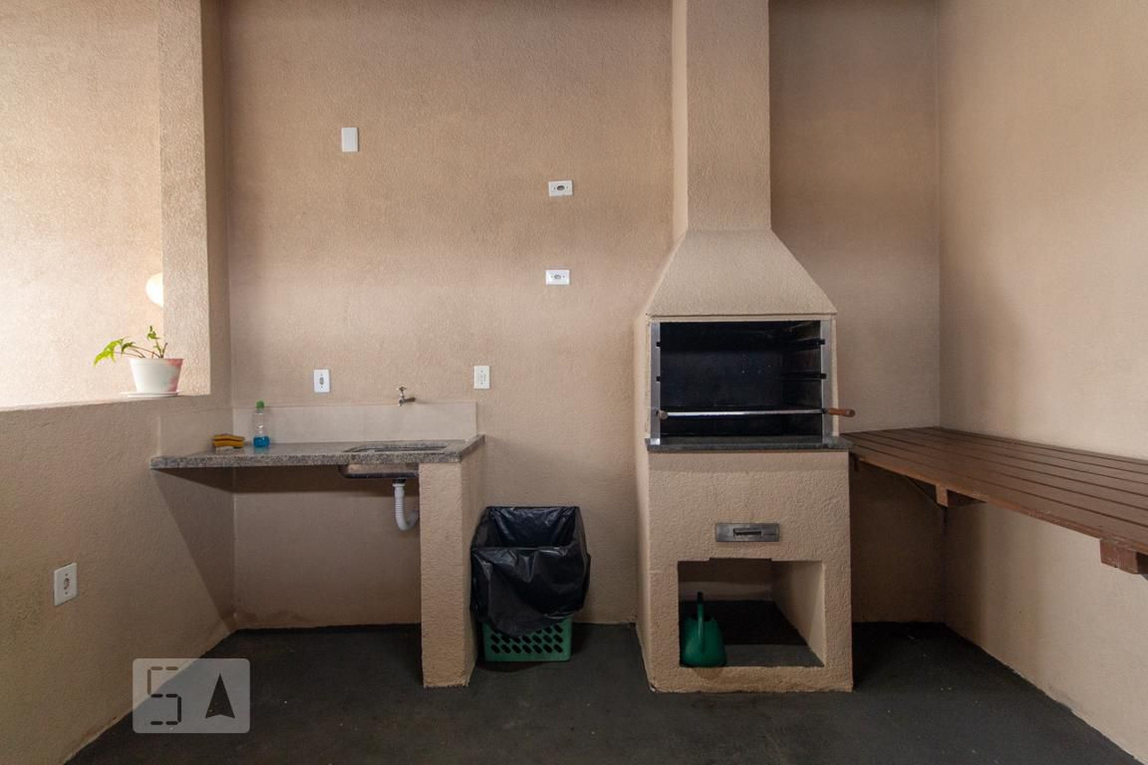 Churrasqueira - Lady Lene