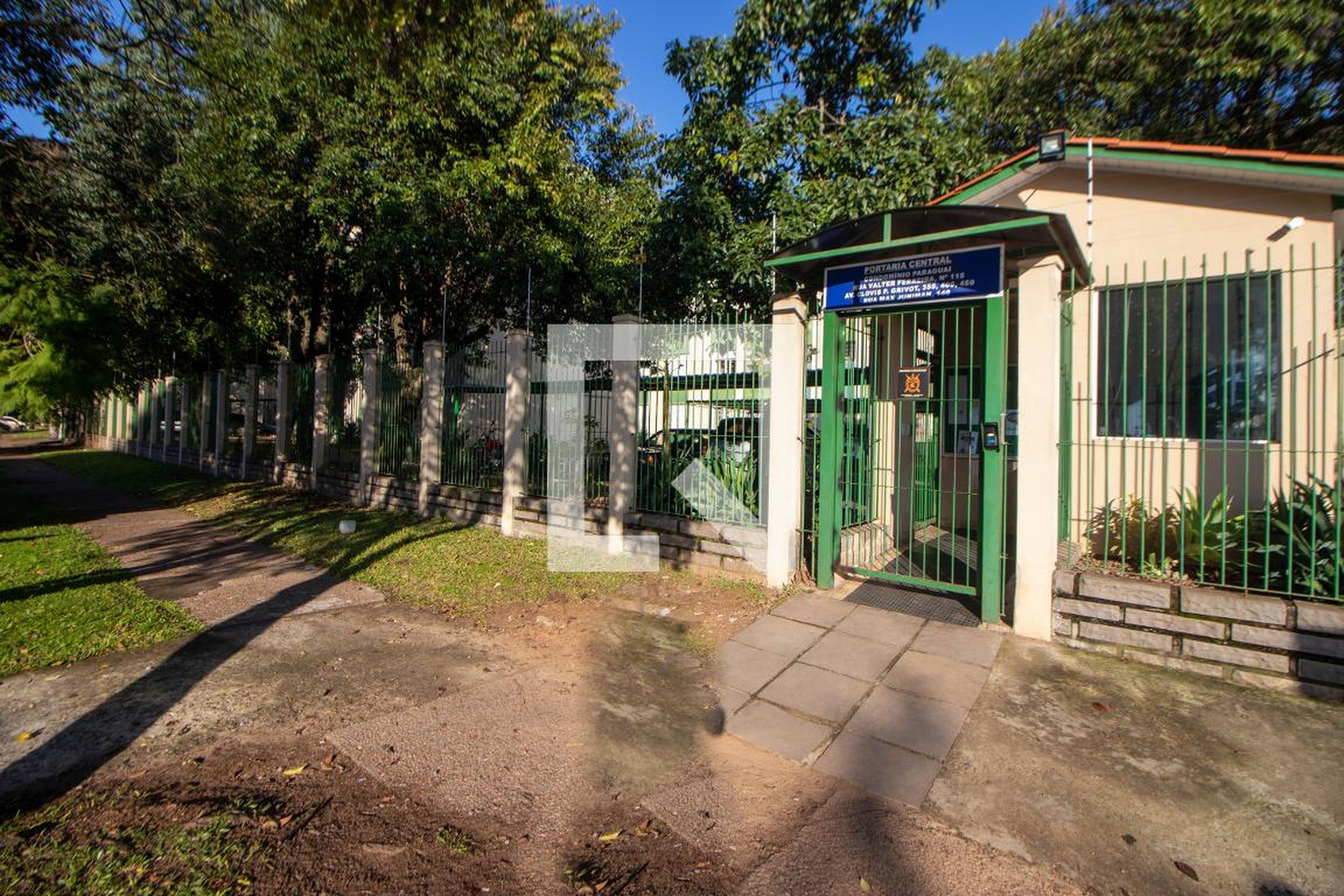 Fachada do Condomínio Condomínio Paraguai