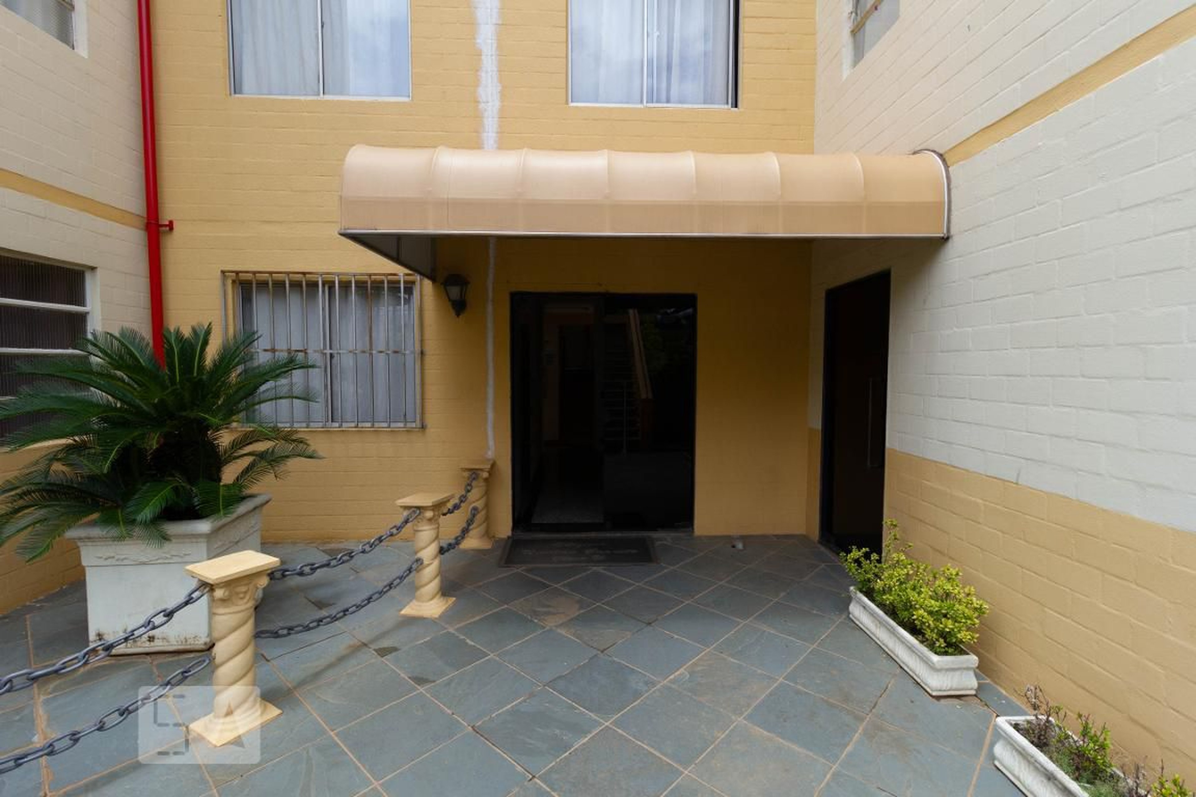 Entrada - Bandeirantes