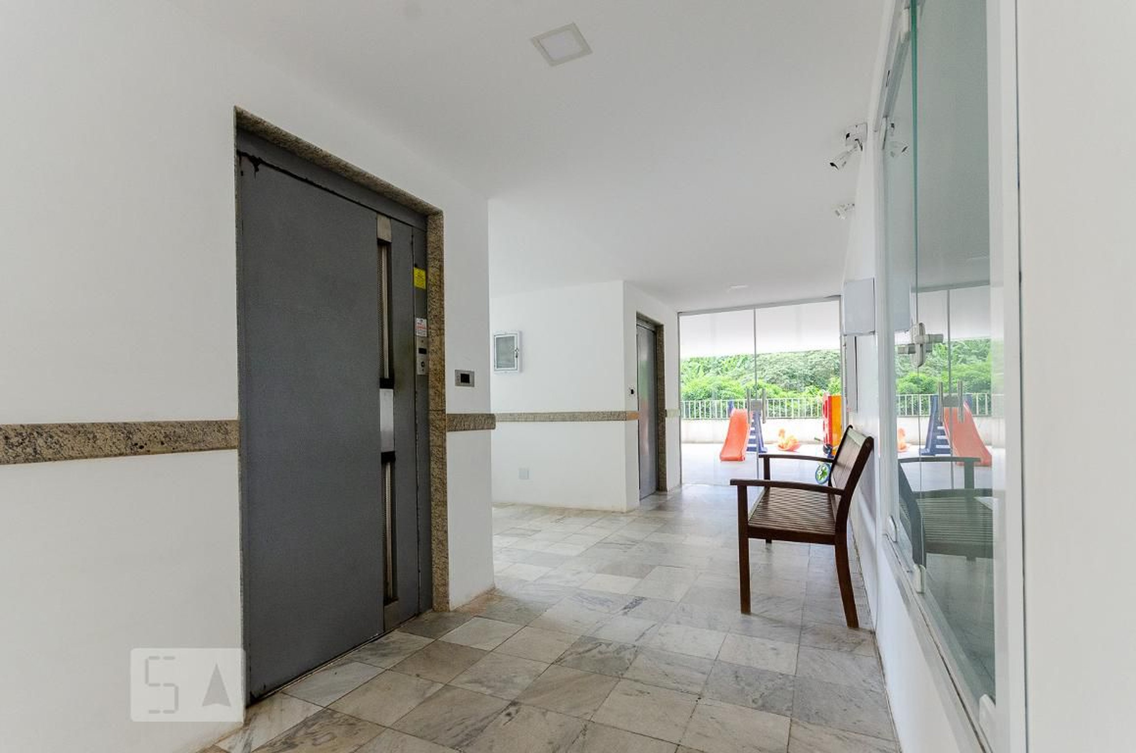 Hall - Edifício Serra da Fonte