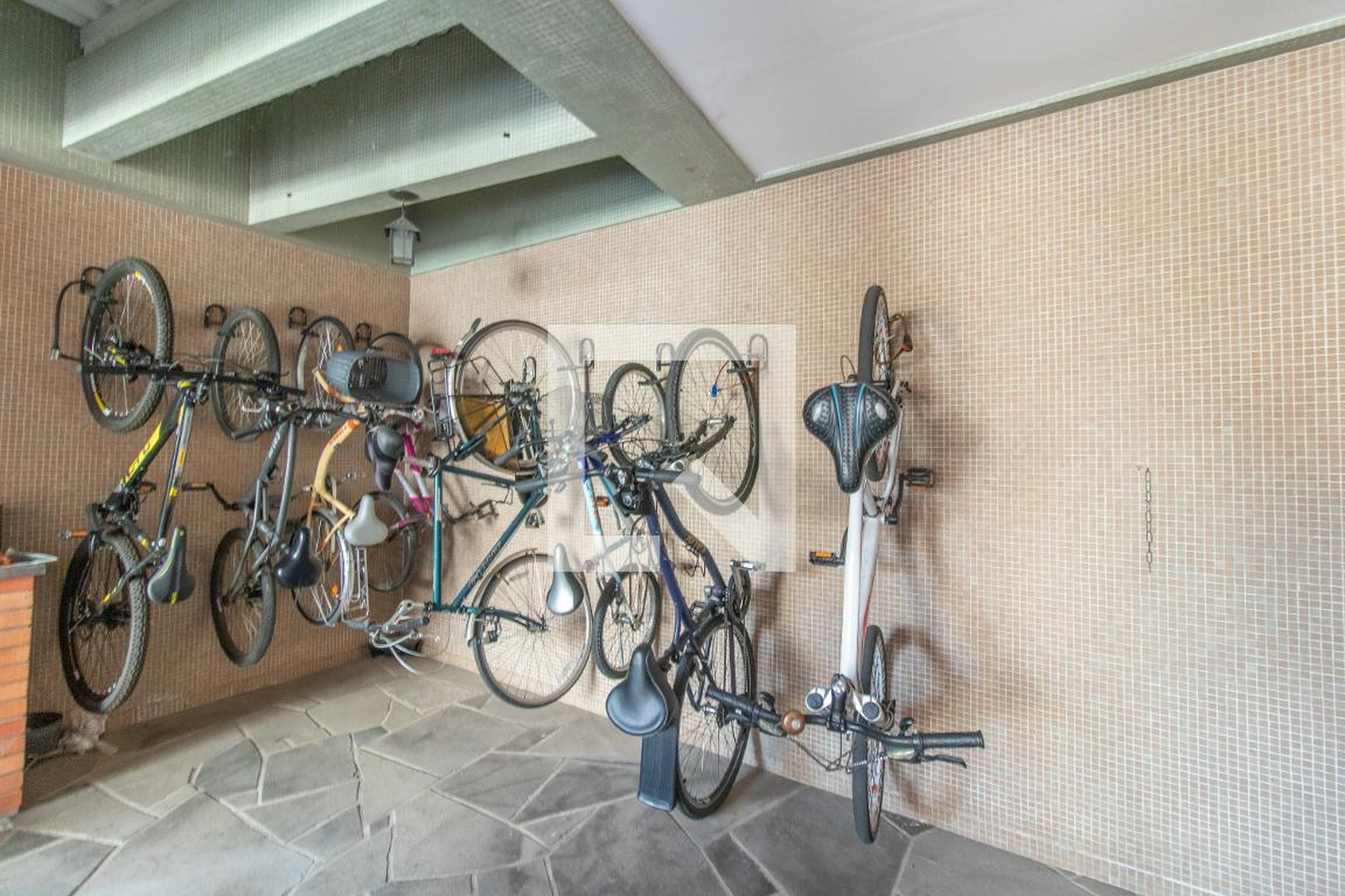 Bicicletário - Corindun