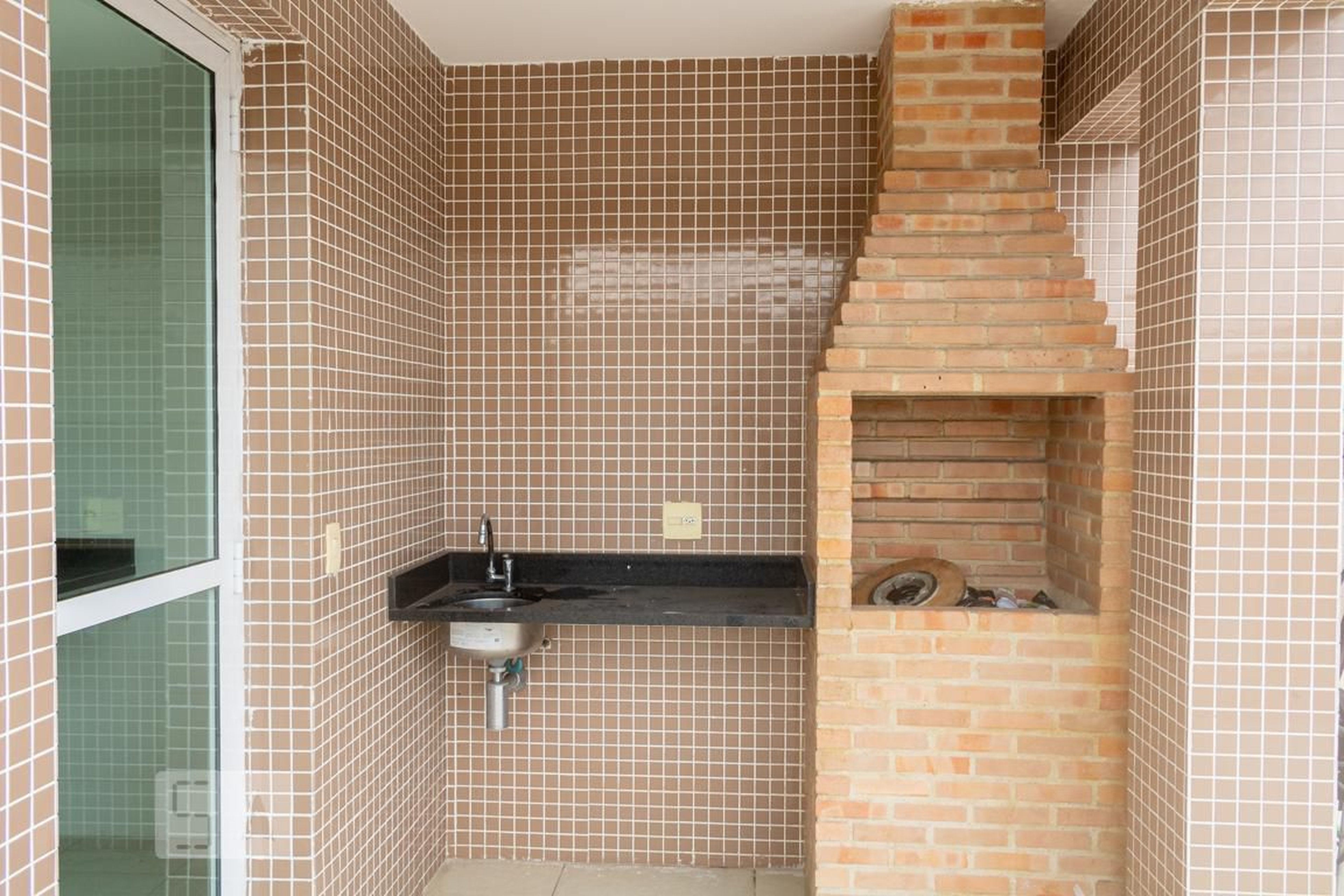 Churrasqueira - Edifício Personnalite Luxury Apartments