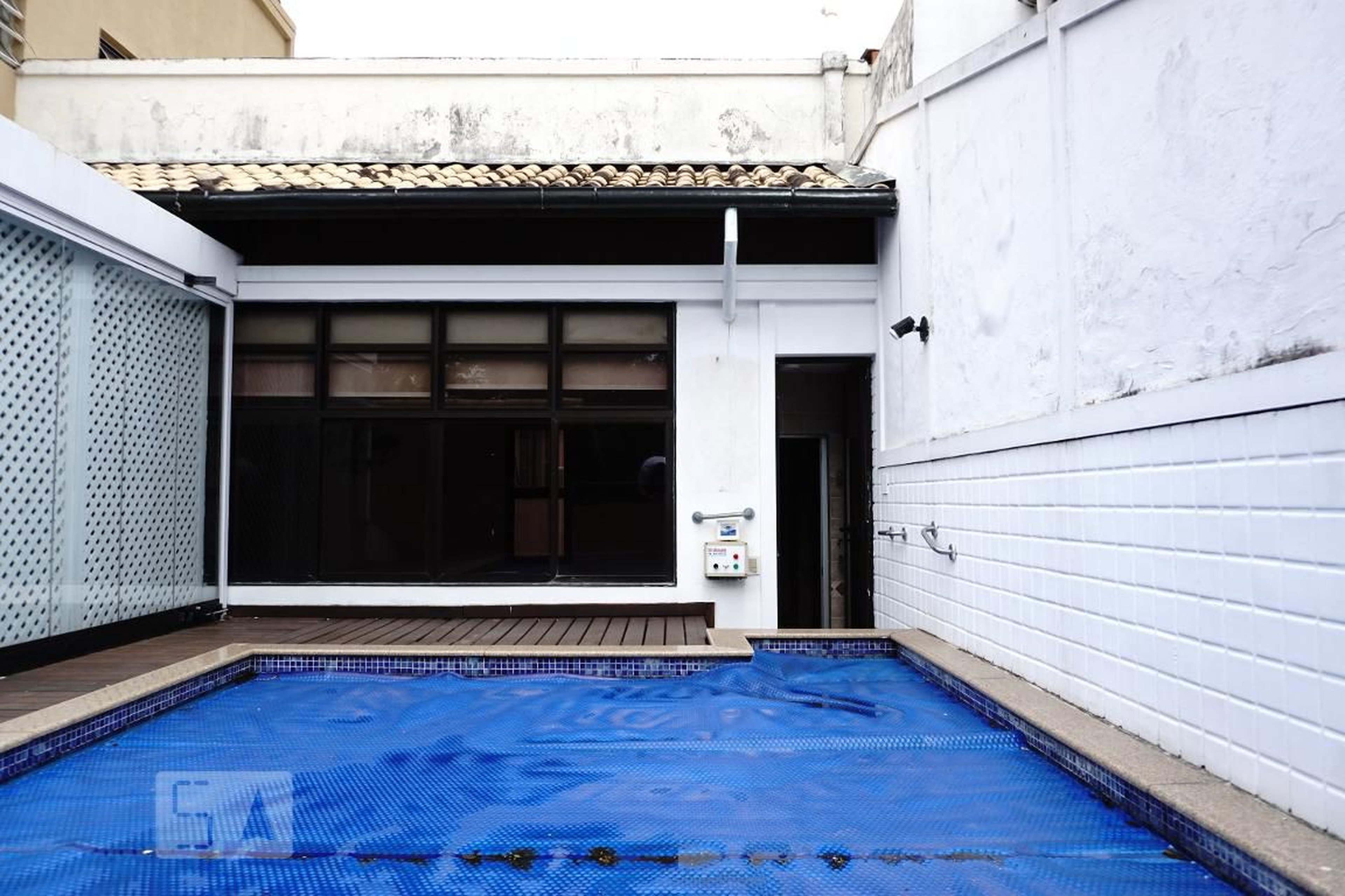 Piscina Condomínio em Rua Brasilina, 71