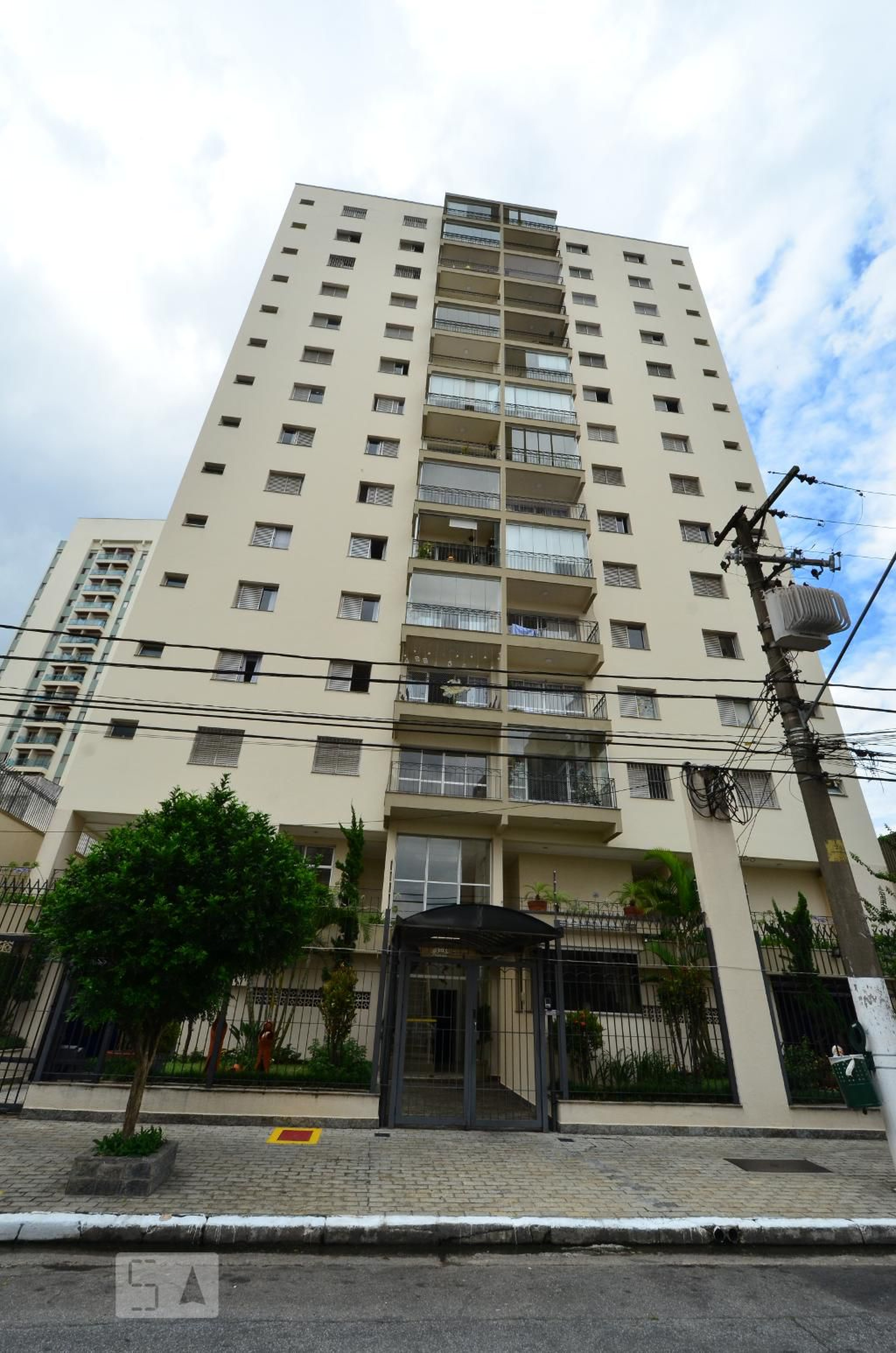 Fachada do Prédio Condomínio Carolina