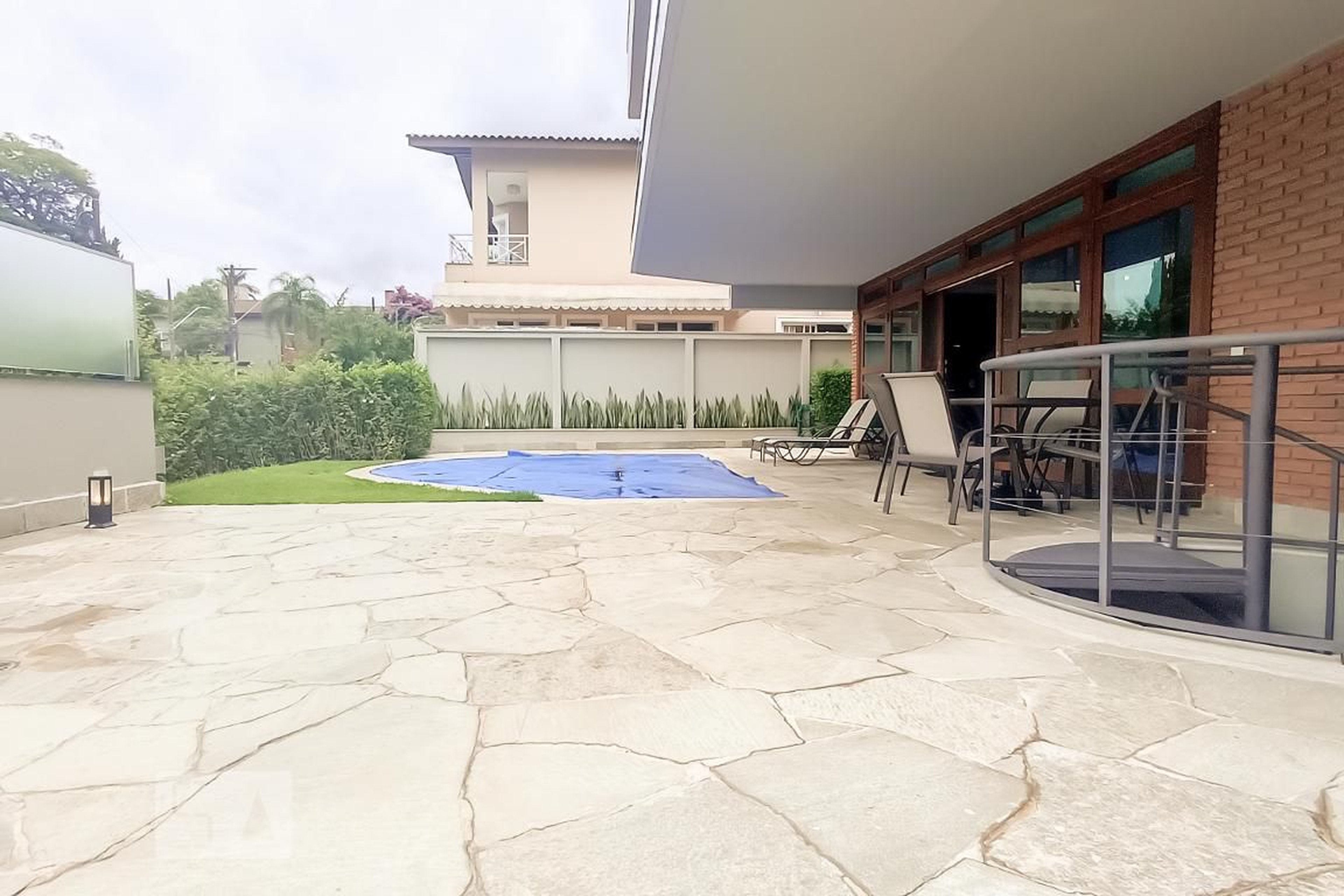 Piscina Condomínio Alphaville Residencial 2