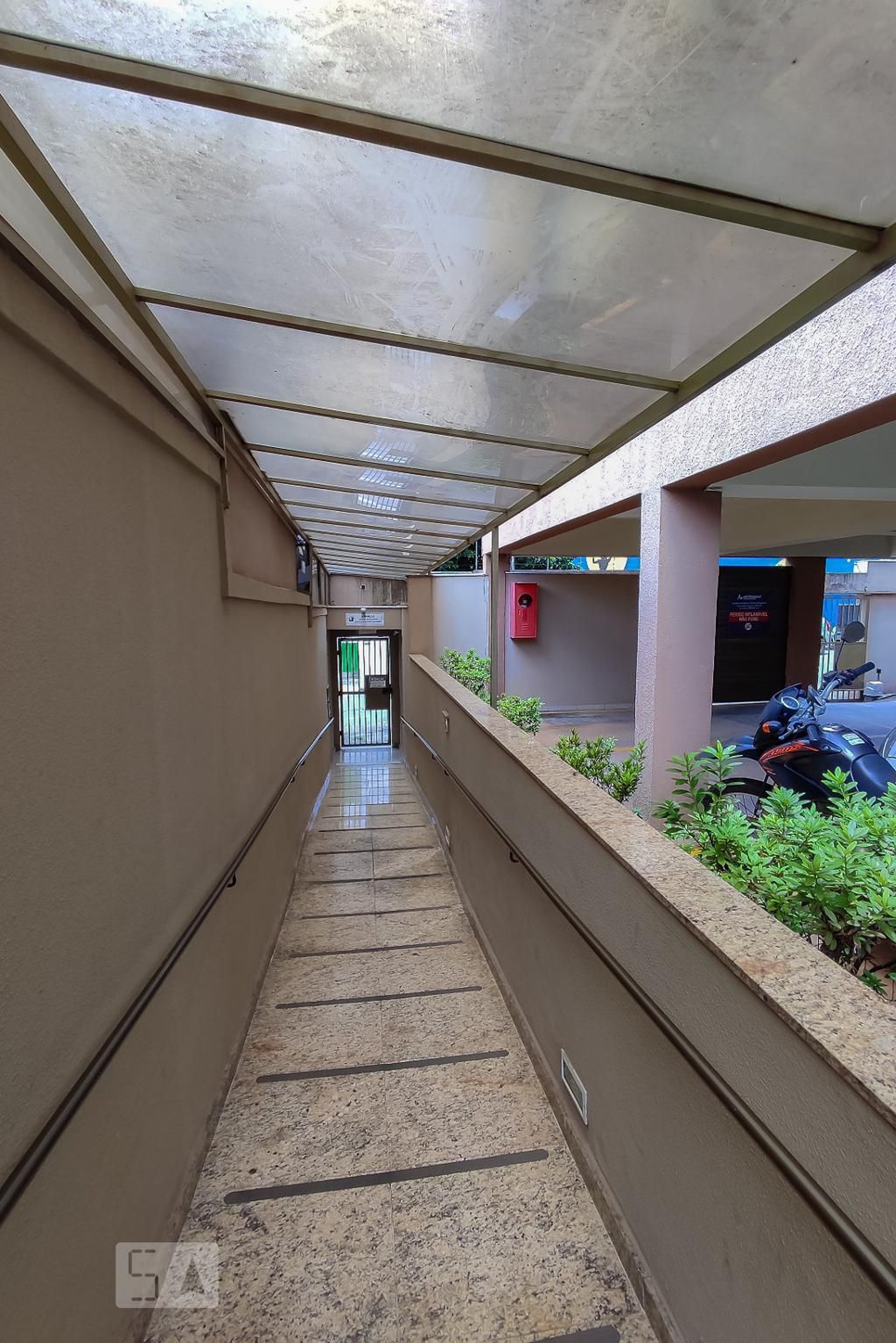 Entrada - Edifício Porto Belo