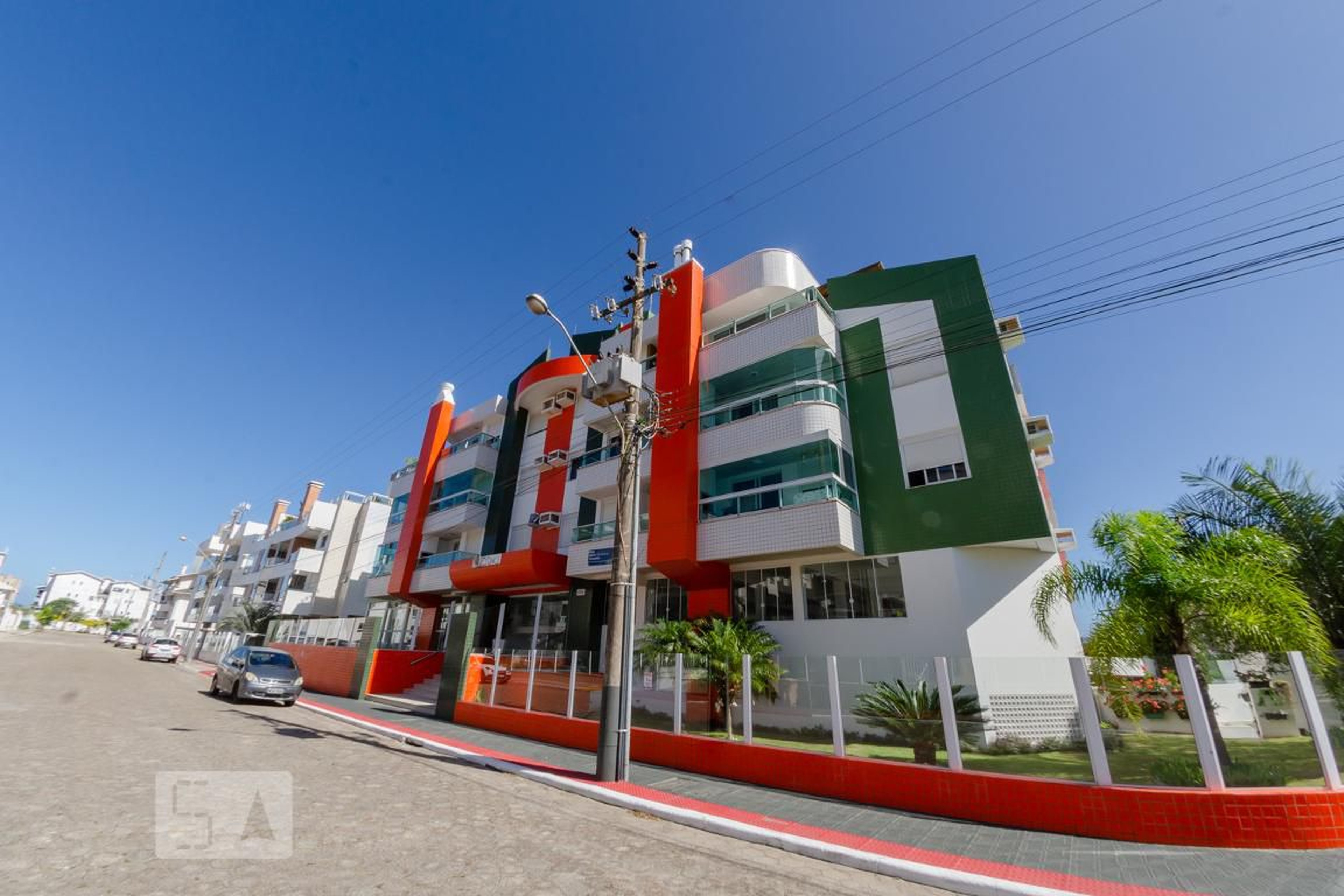 Fachada Condomínio em Rua Mário Giocondo Crocetta, 199