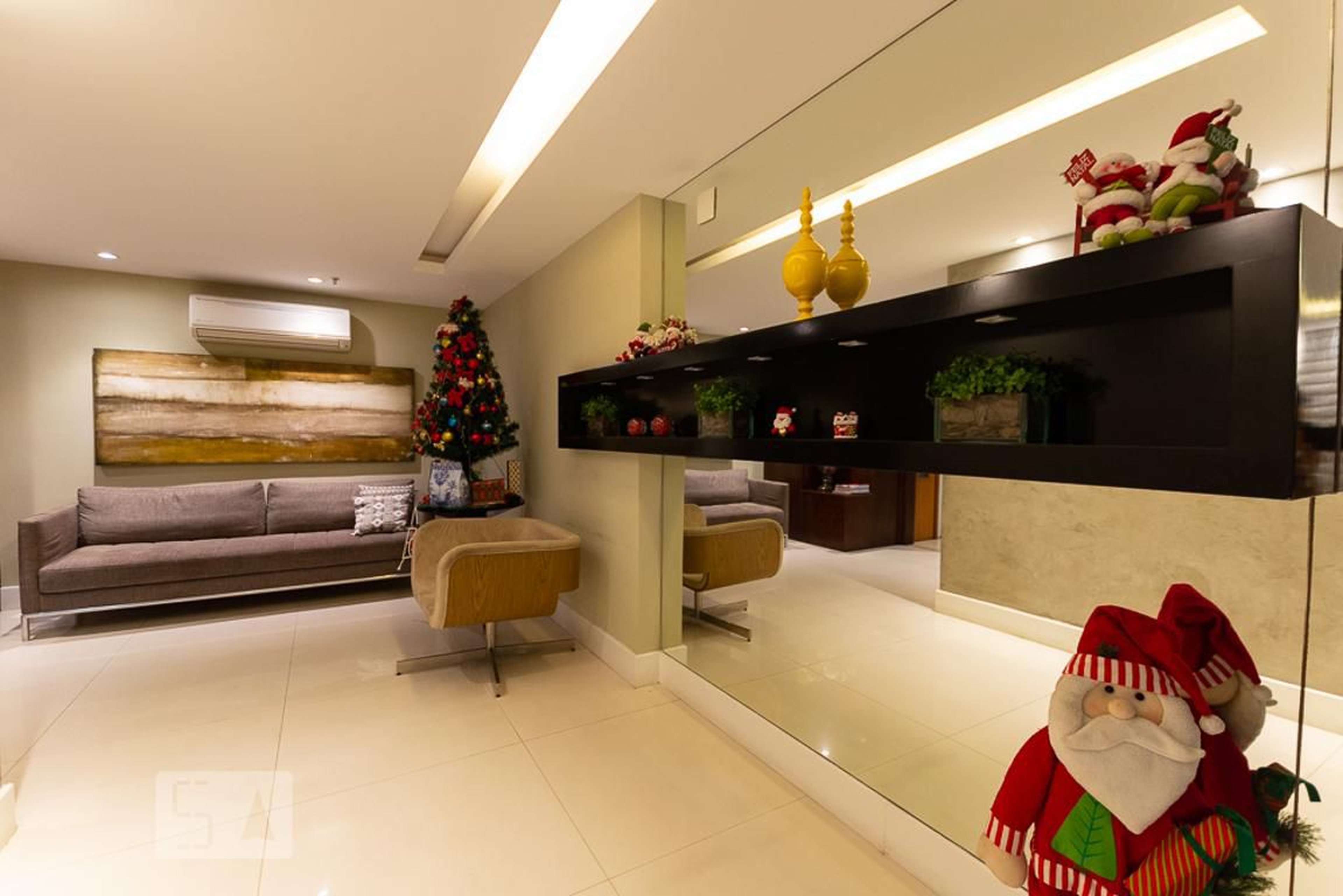 Hall de Entrada - Calle Nóbrega