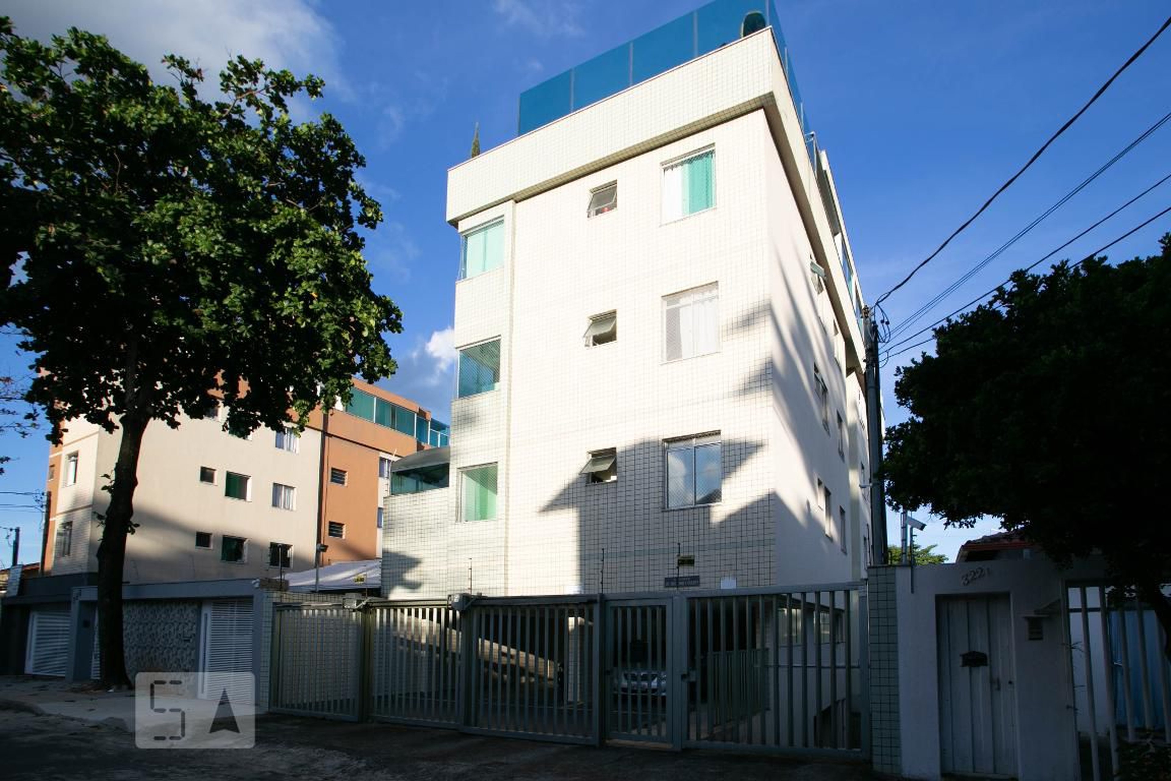 Fachada Edifício Engenheiro Edney Guedes