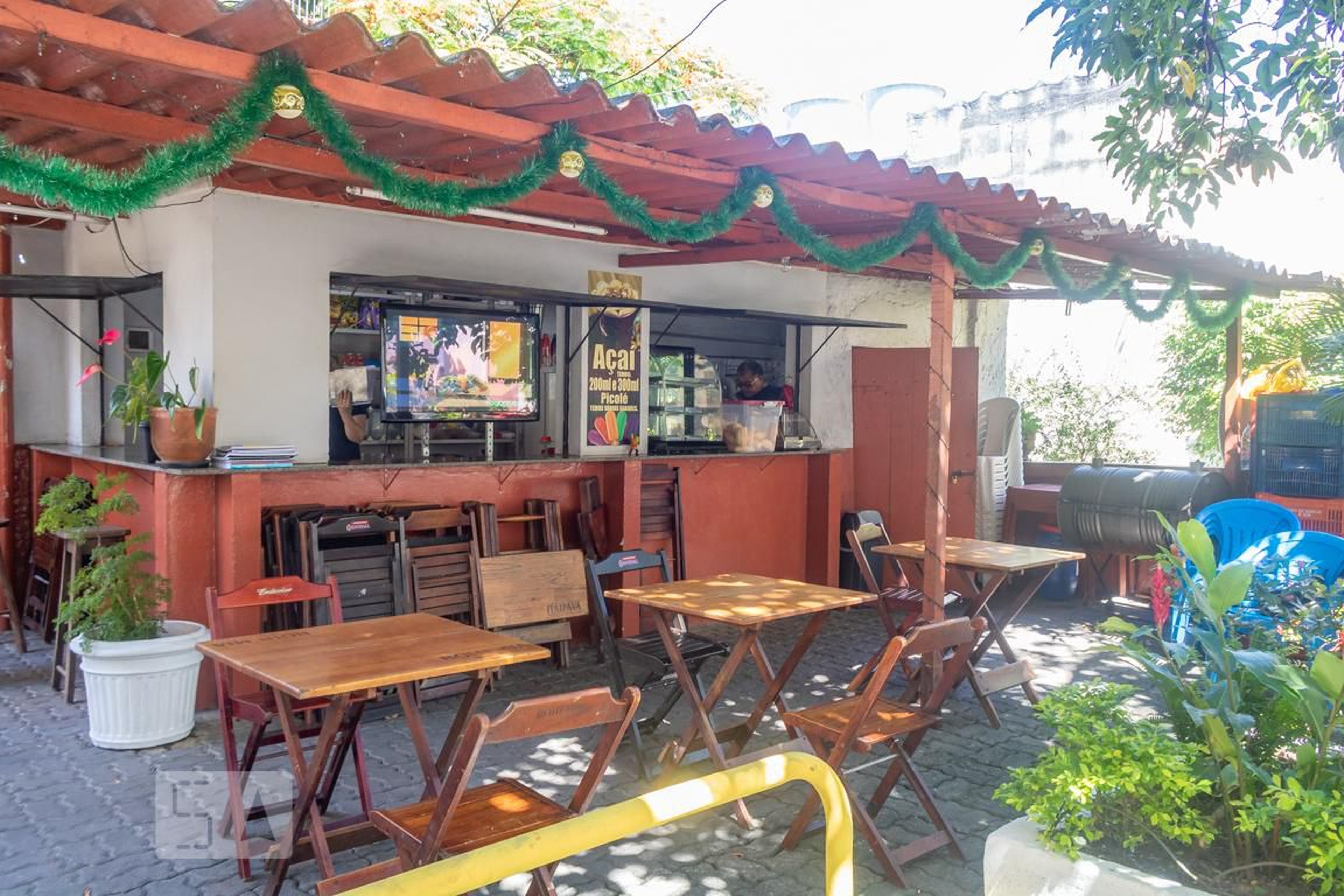 Área comum Condomínio em Estrada do Gabinal, 1081