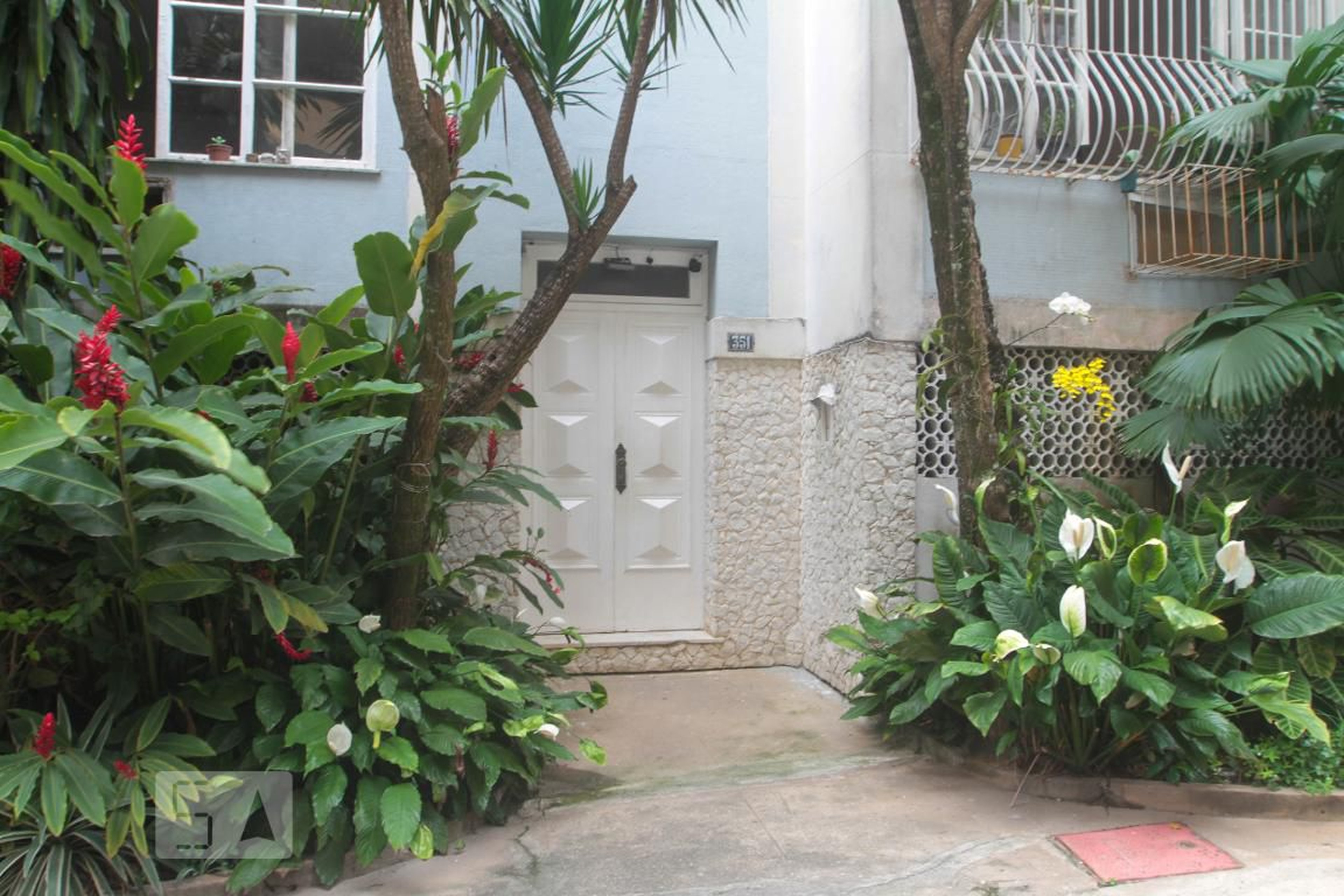 Entrada do Prédio - Edifício Santa Lúcia