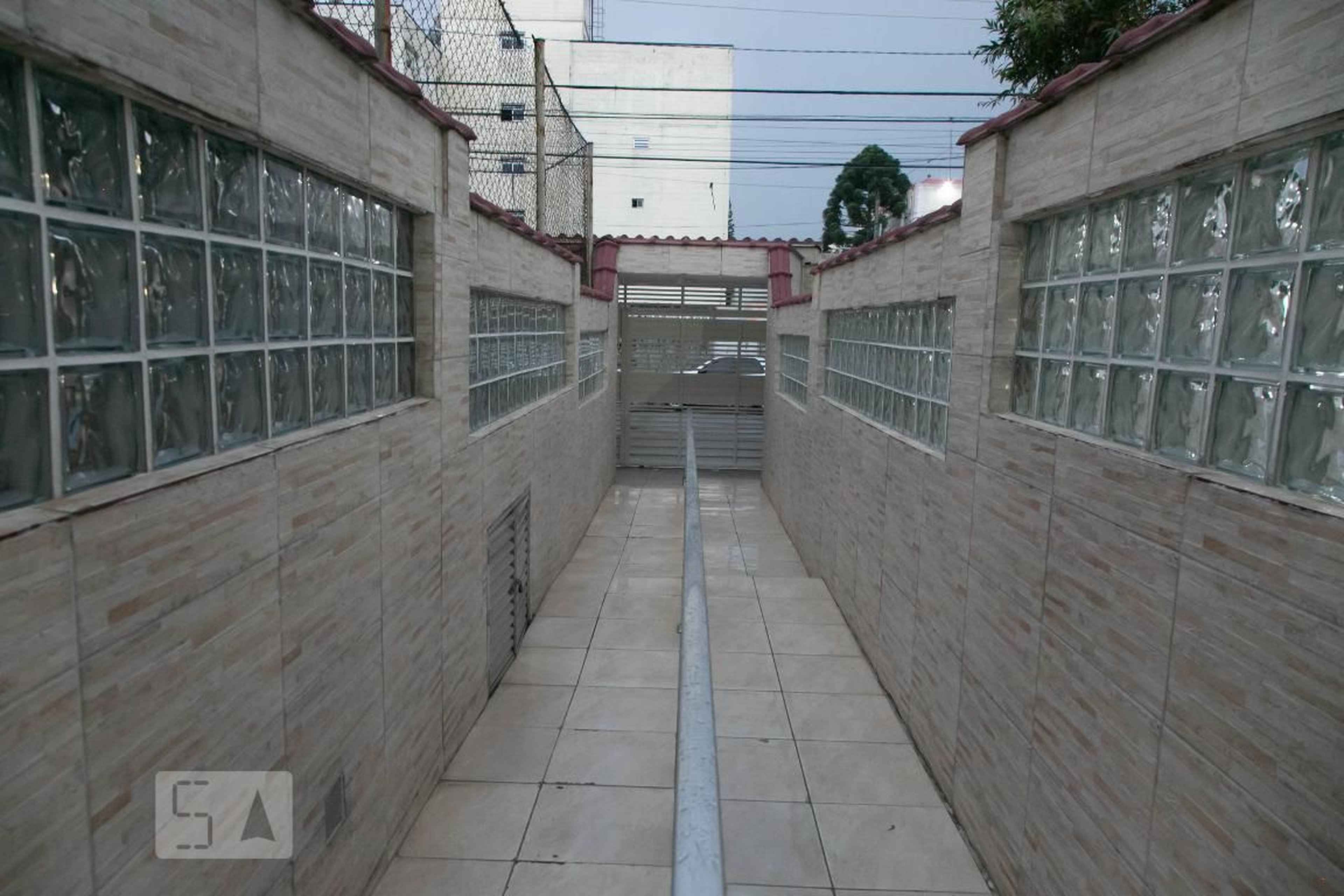 Fachada do Condomínio Condomínio Bromélias II