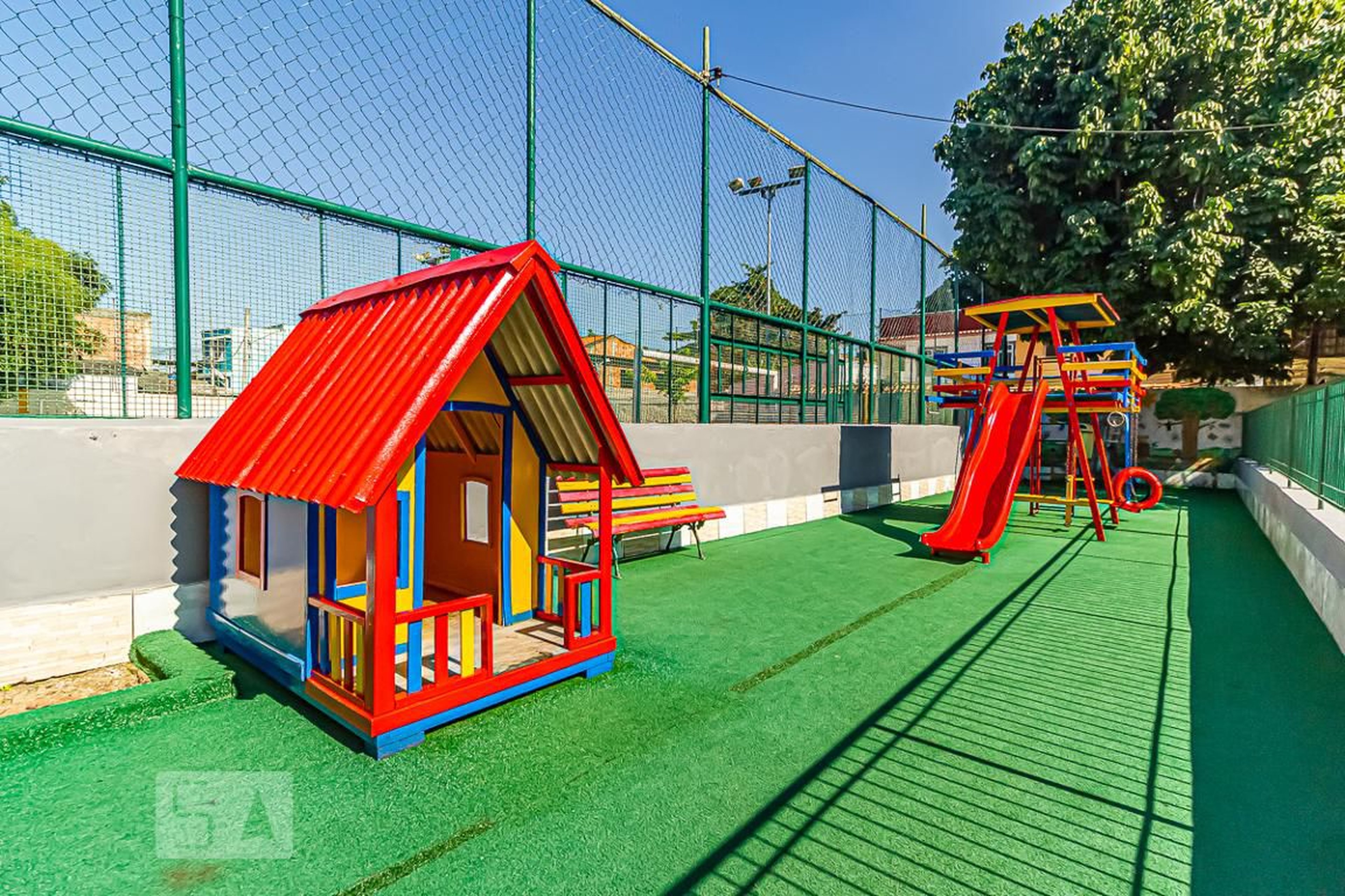 Playground - Residencial Prof Henrique Costa