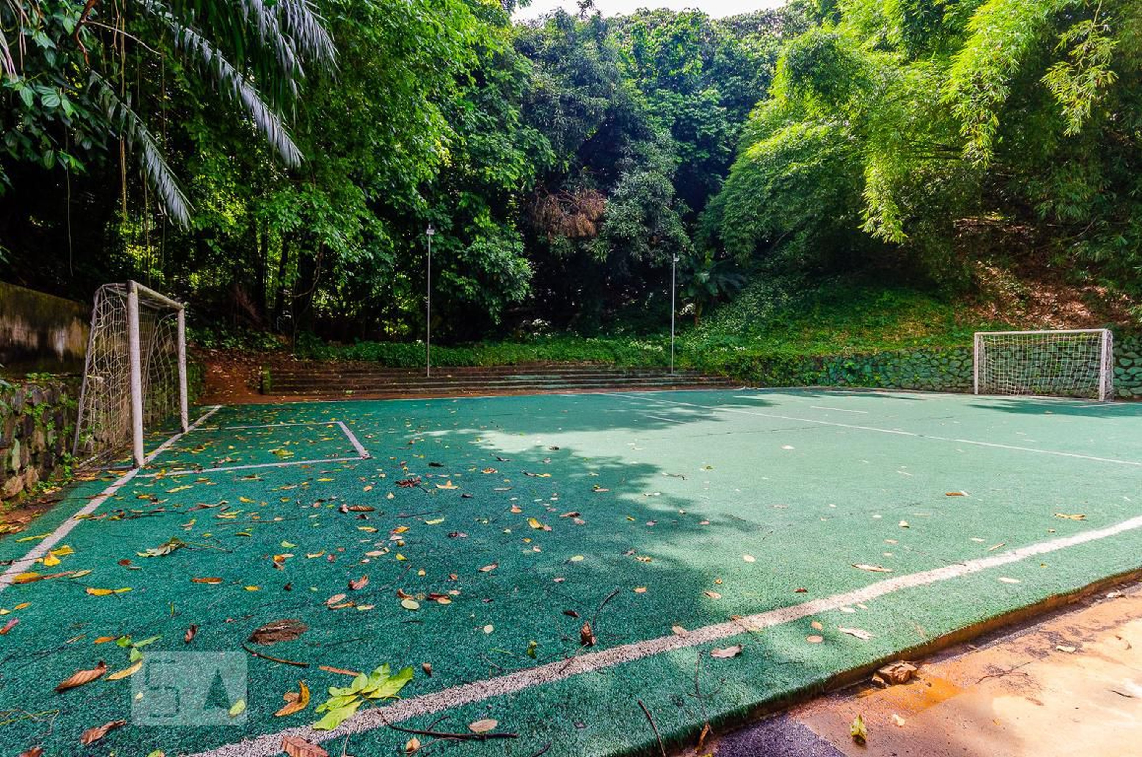 Quadra - Pedras do Vale