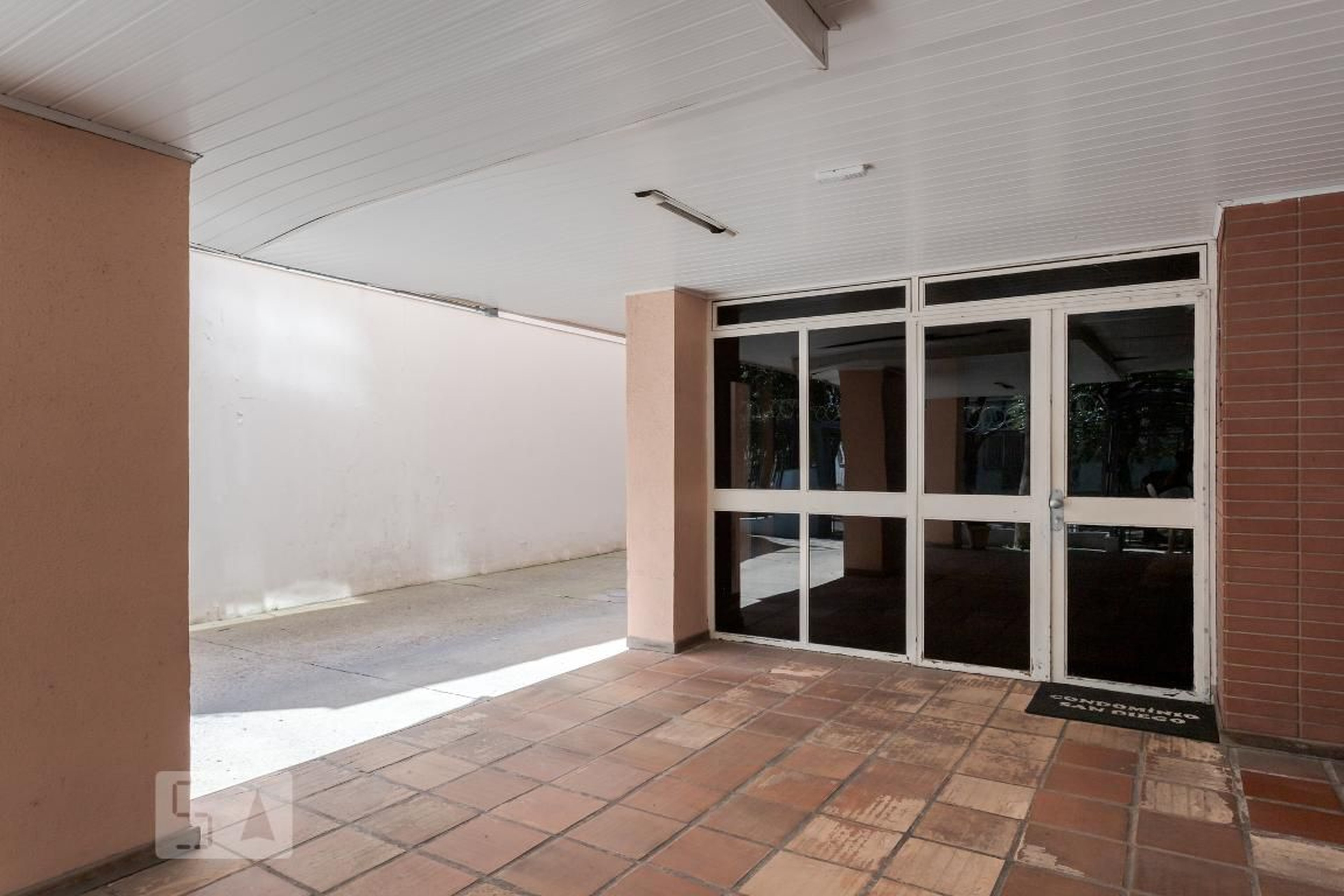 Entrada - Edifício San Diego