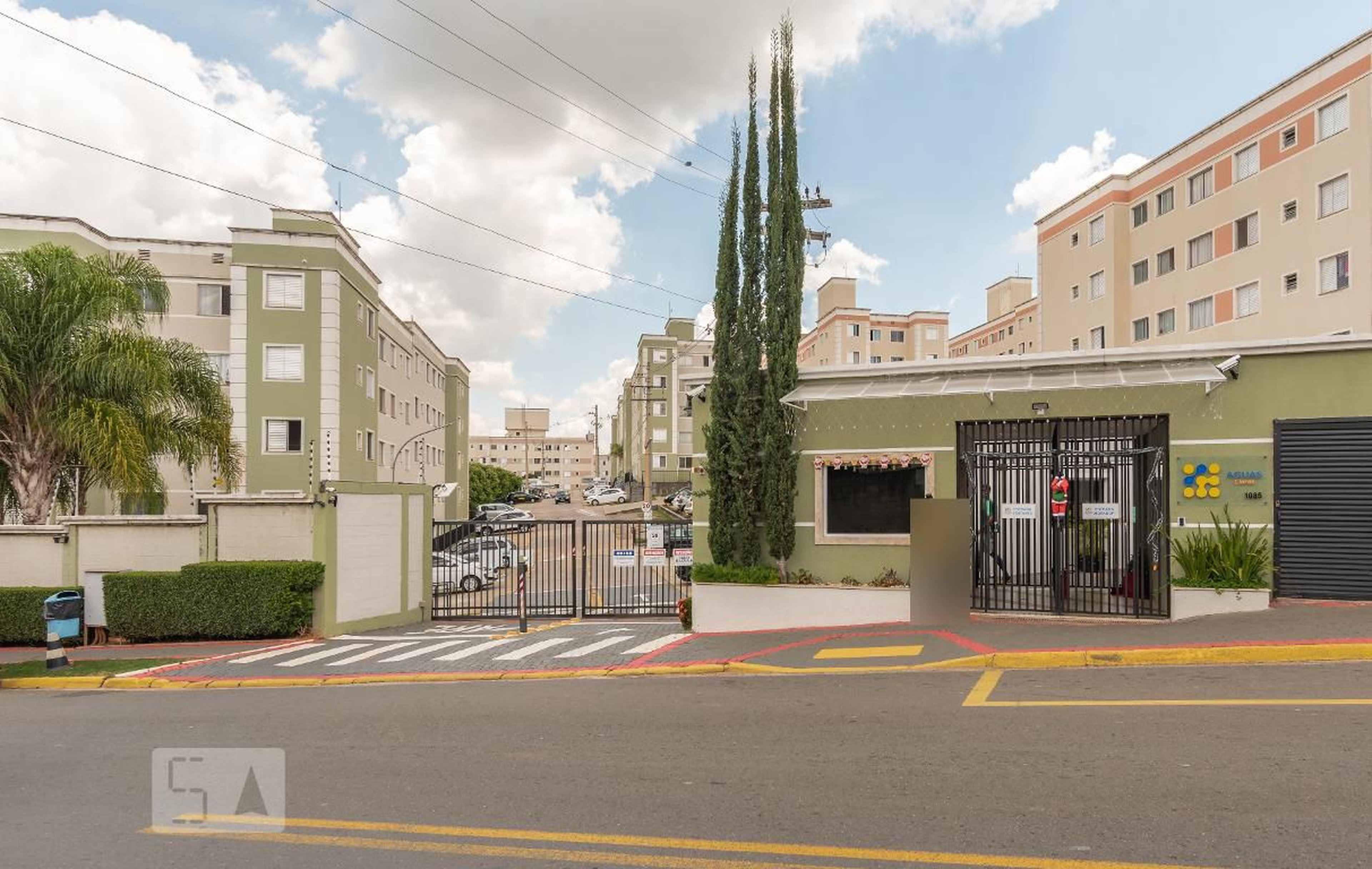 Fachada do Condomínio Condomínio em Rua Visconde de Congonhas do Campo, 1050