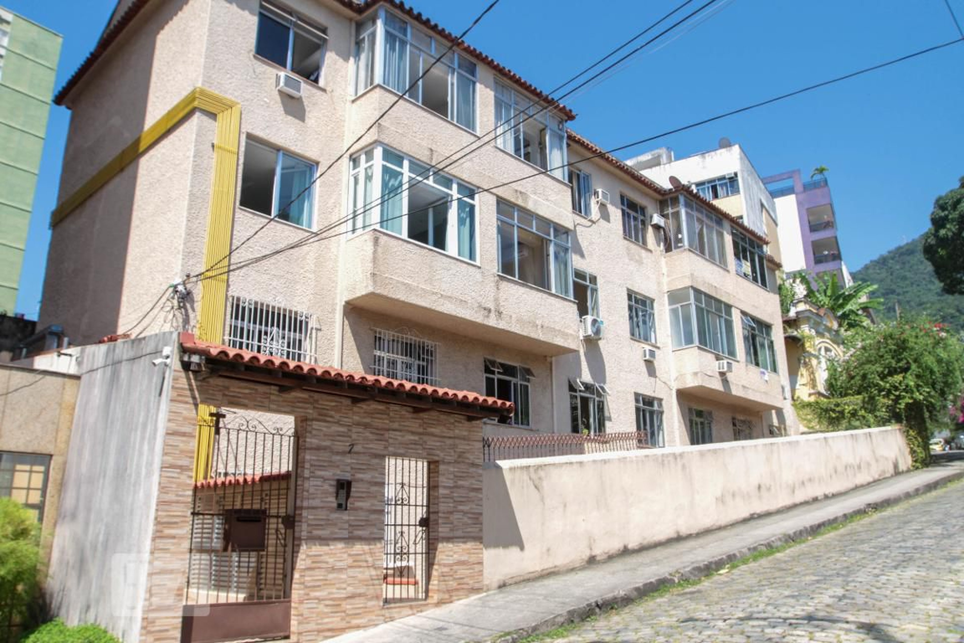 Fachada do Prédio Edifício Faro