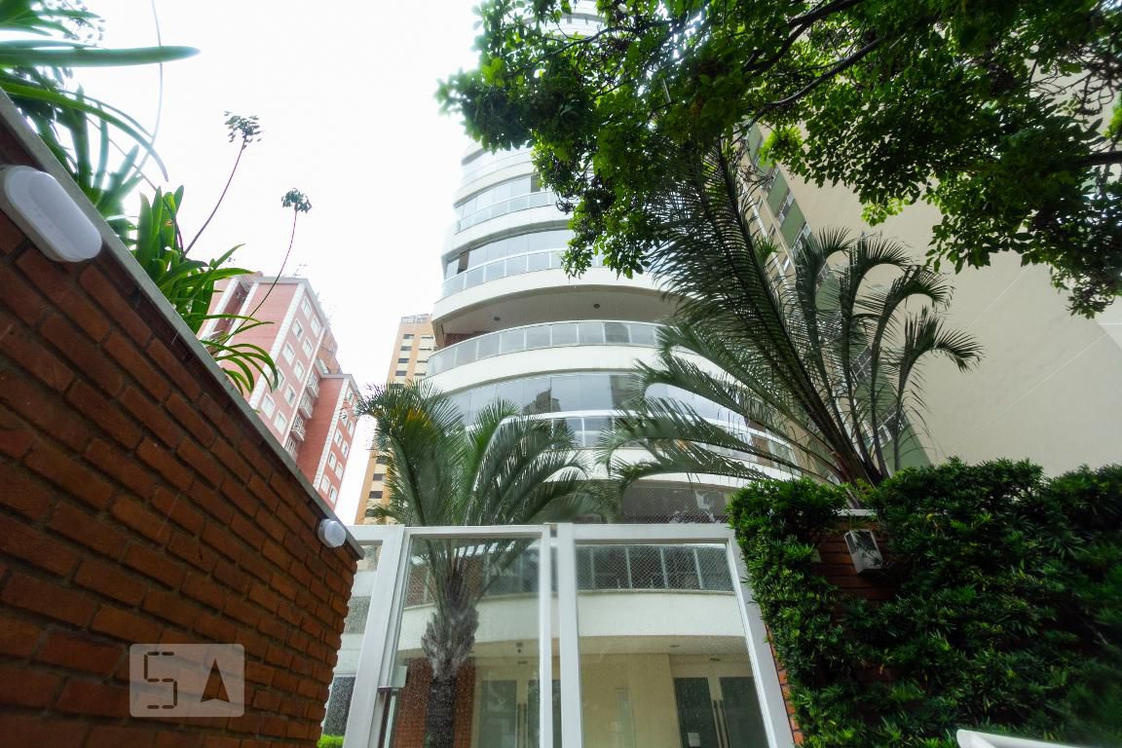 Fachada Condomínio La Promenade Moema