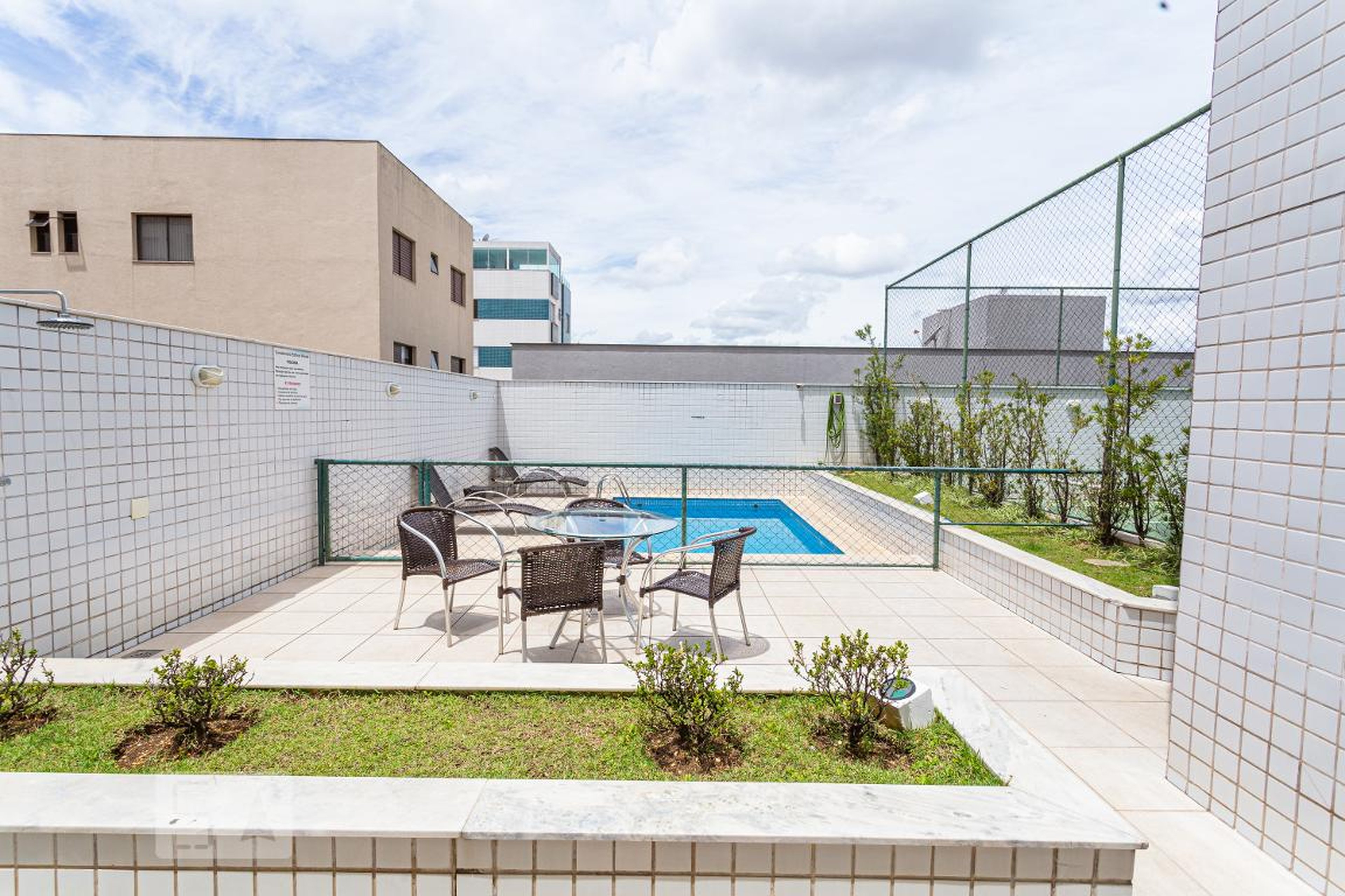 Área da Piscina - Edifício Pérola