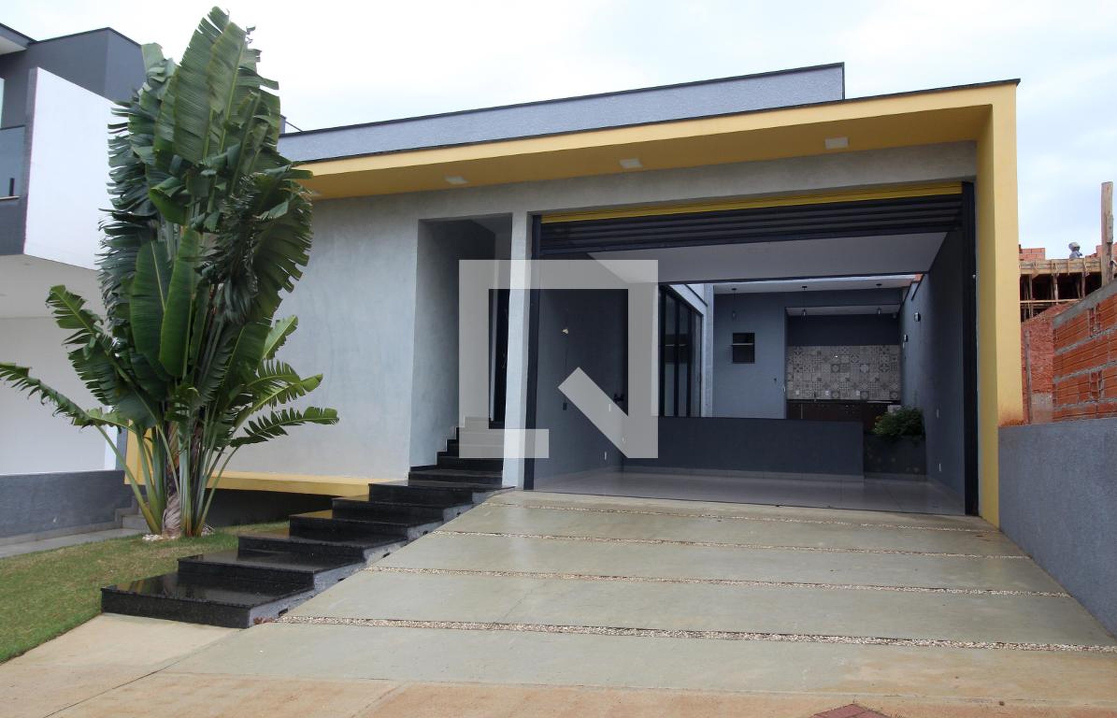 Fachada Condomínio em Rua Antonio Amaral Arruda, 37