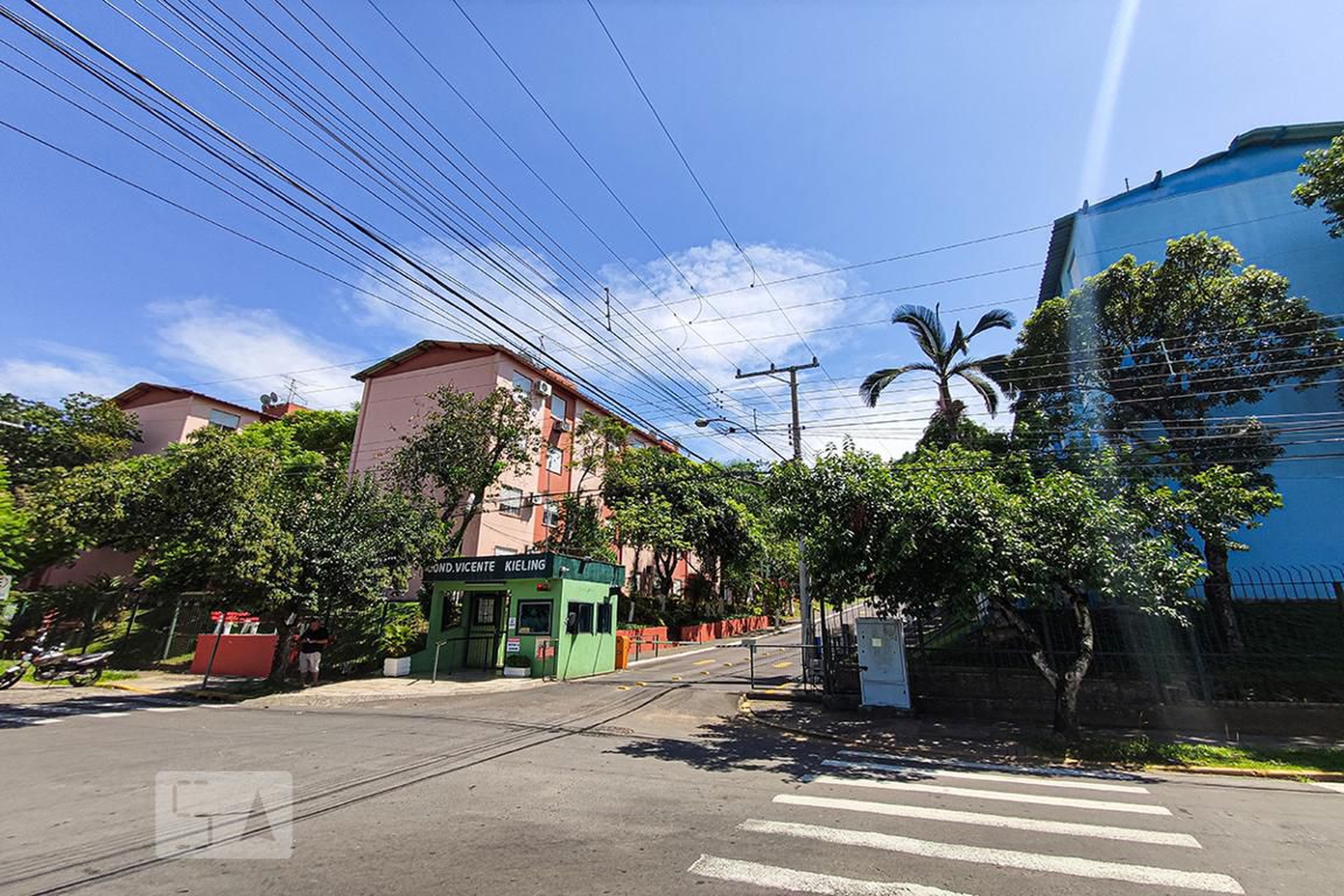 Fachada do Condomínio Condomínio em Rua Sapiranga, 1479