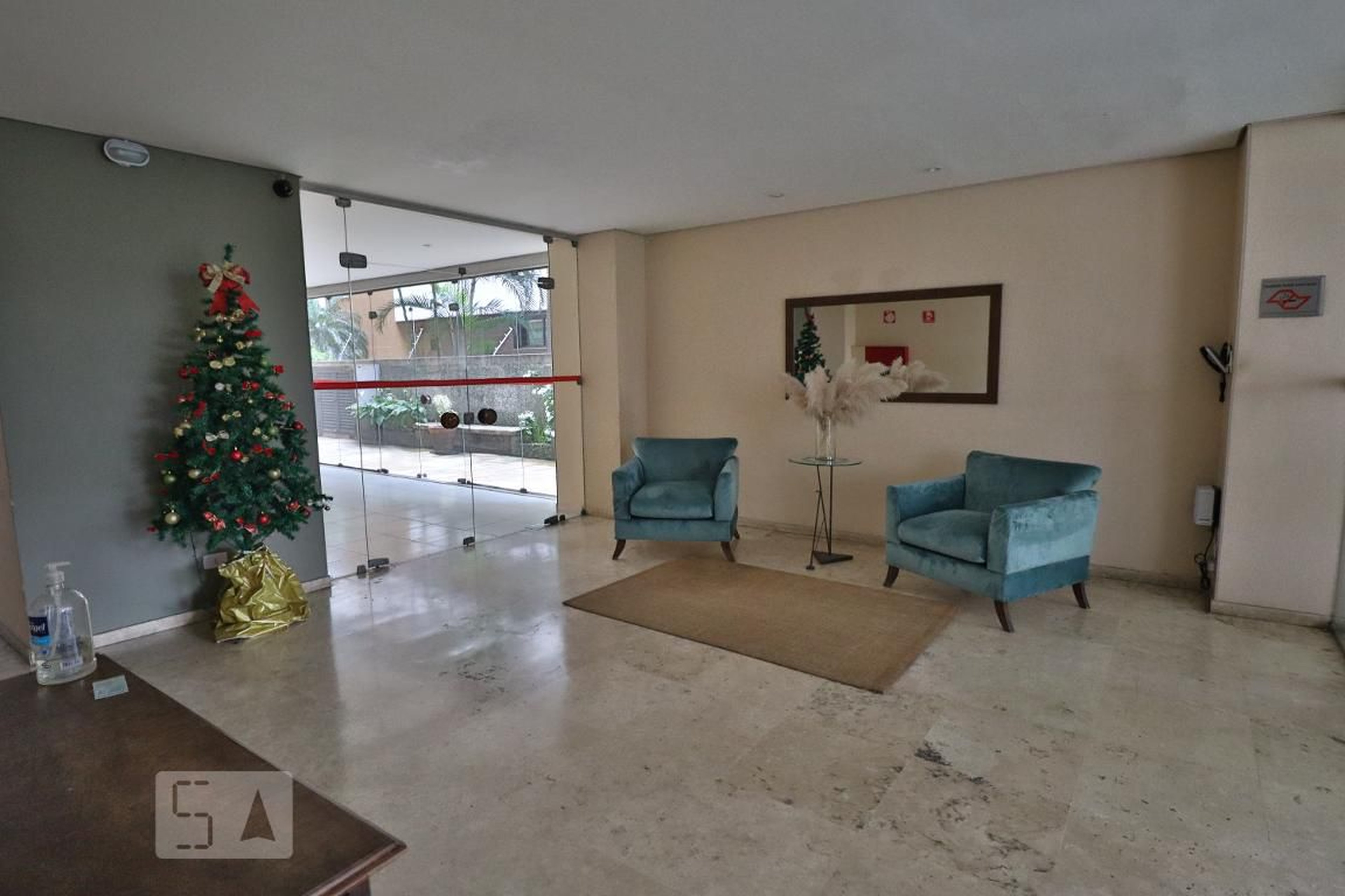 Hall - Edifício Isabel De Castela