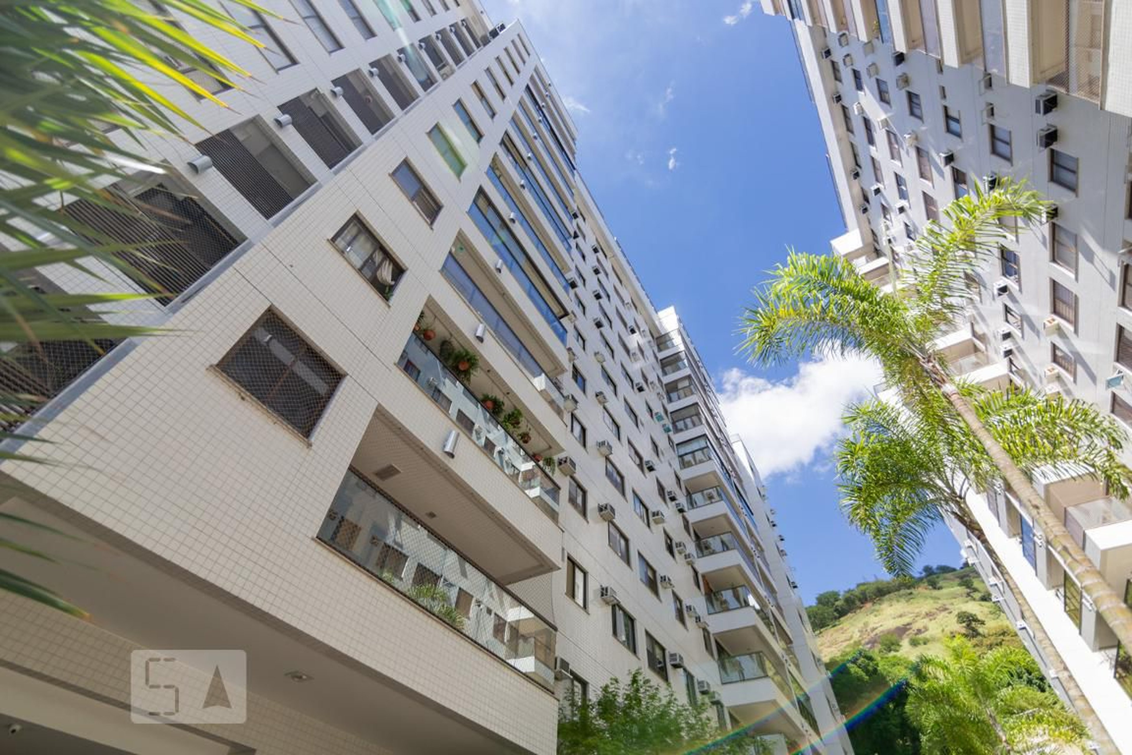 Fachada do Condomínio Condomínio Atrium Residences & Lofts